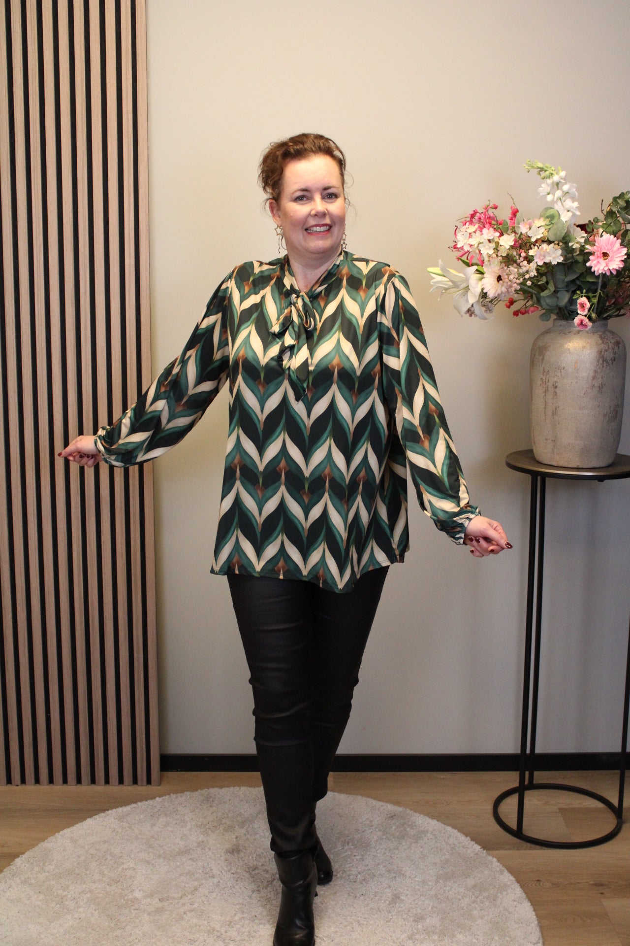 Talitha | Blouse met strik groen lange mouw 38 t/m 48