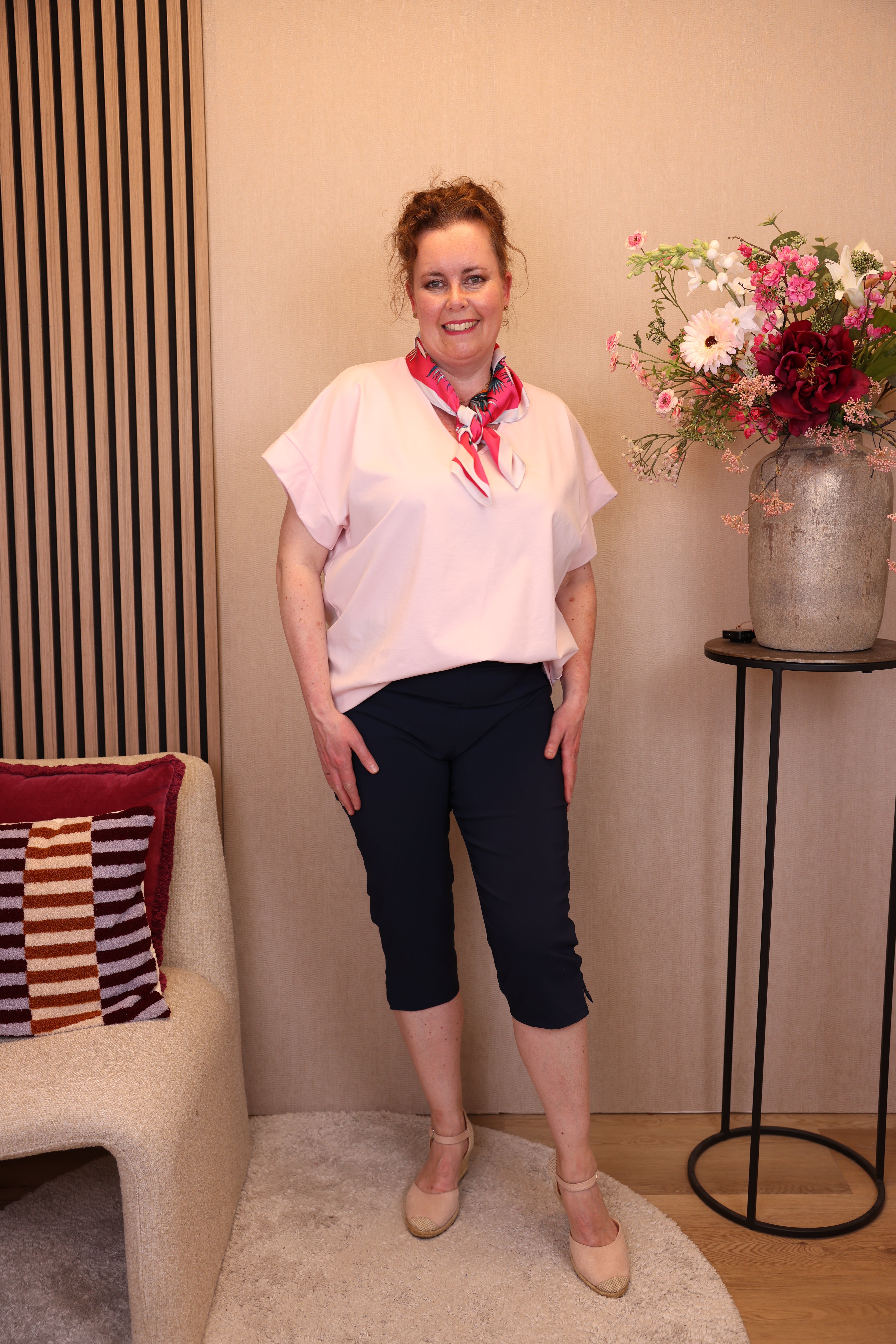 Jasmijn | Broek kort navy viscose