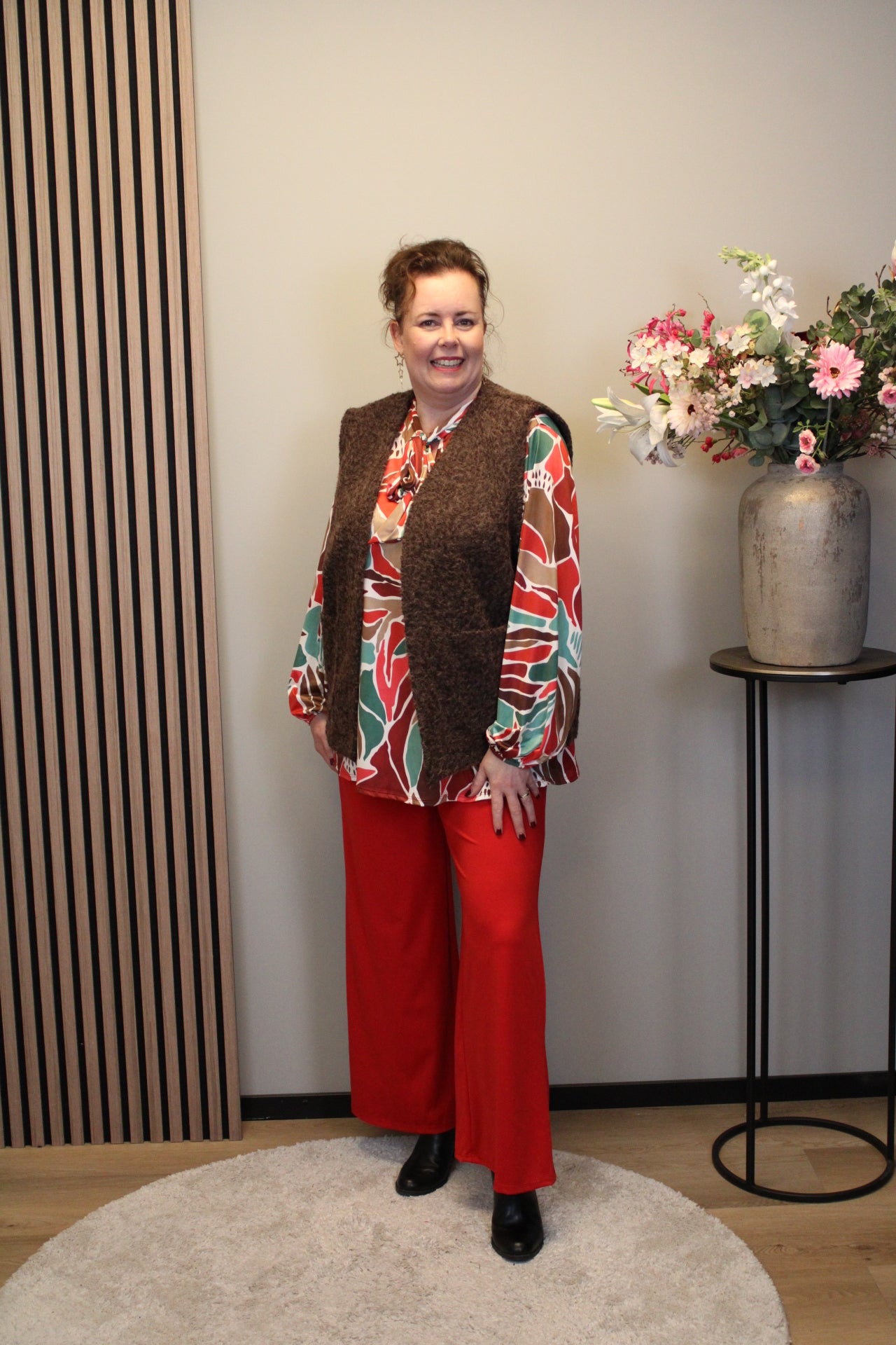 Nikki | Blouse rood met strikje 48 t/m 52