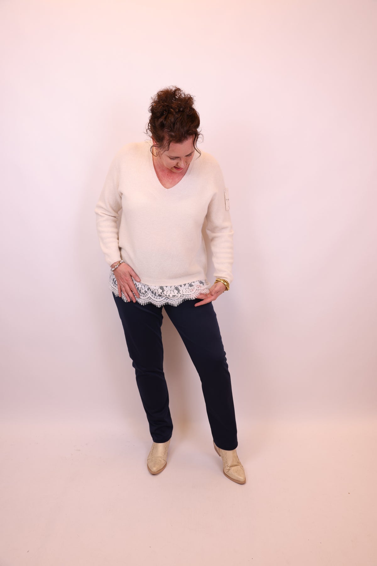 Kiki | Trui beige met kant