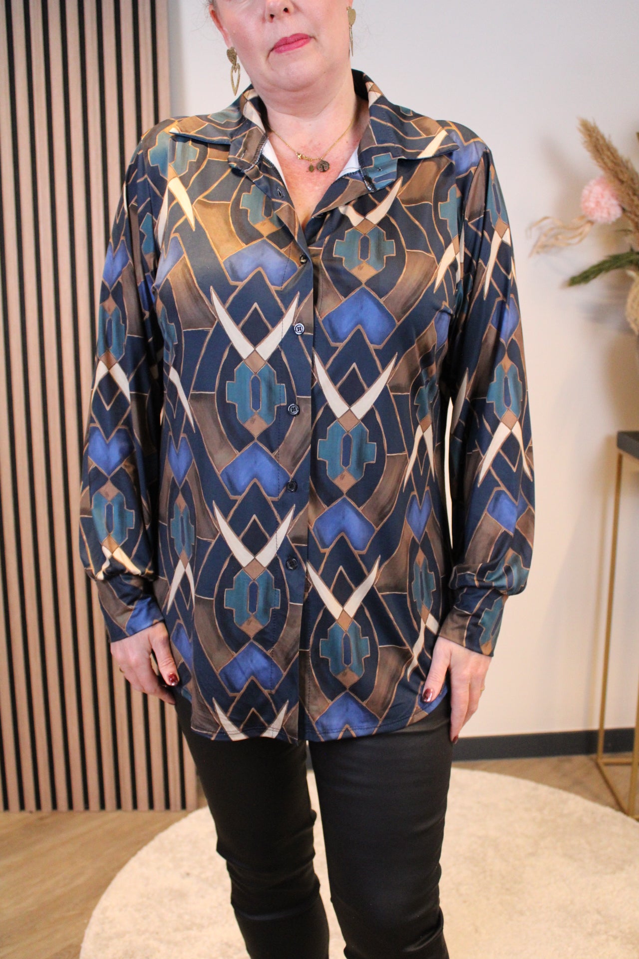 Nicolien | Blouse met knoopjes blauw 48 t/m 52