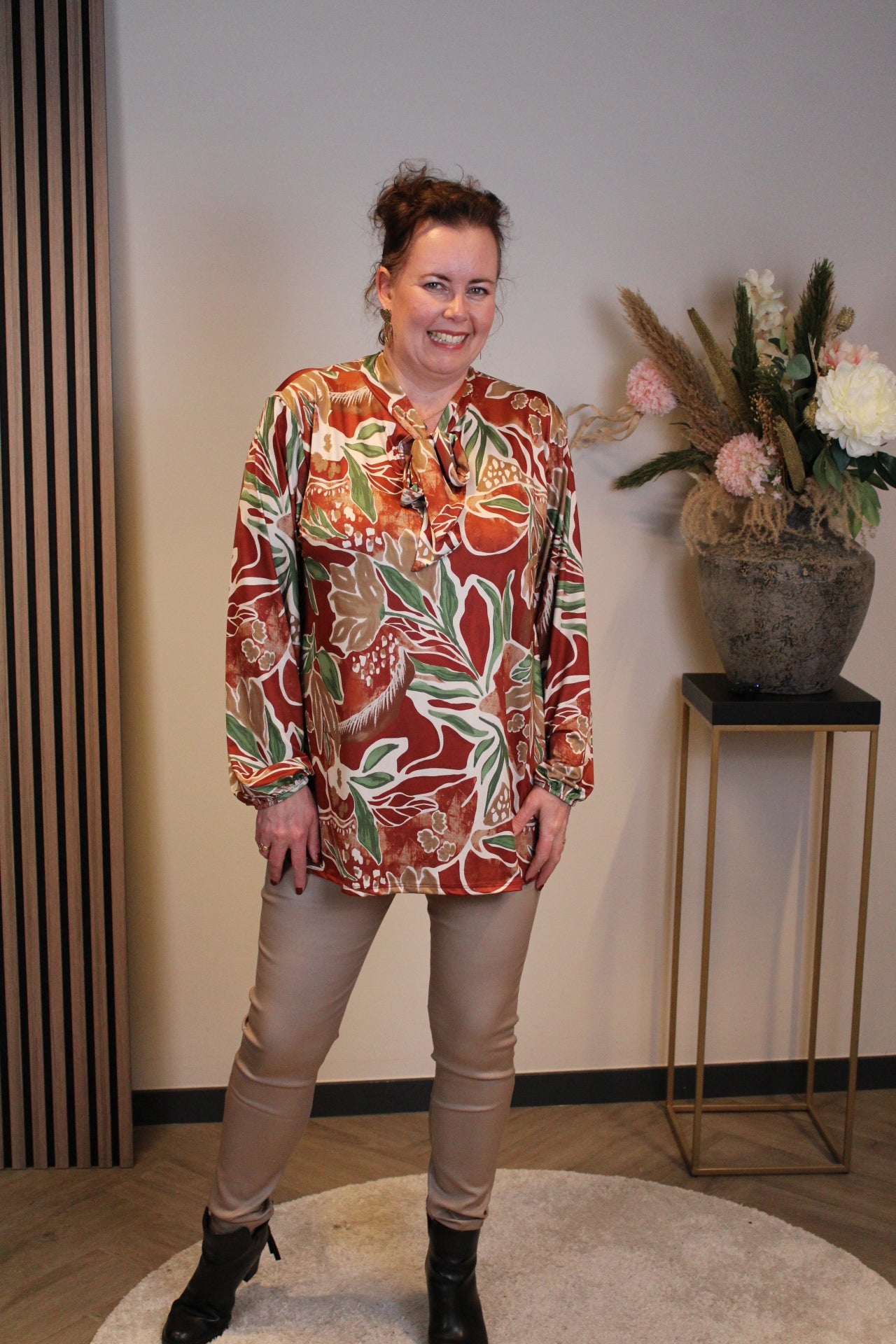 Savannah | Blouse oranje met strik 52 t/m 58