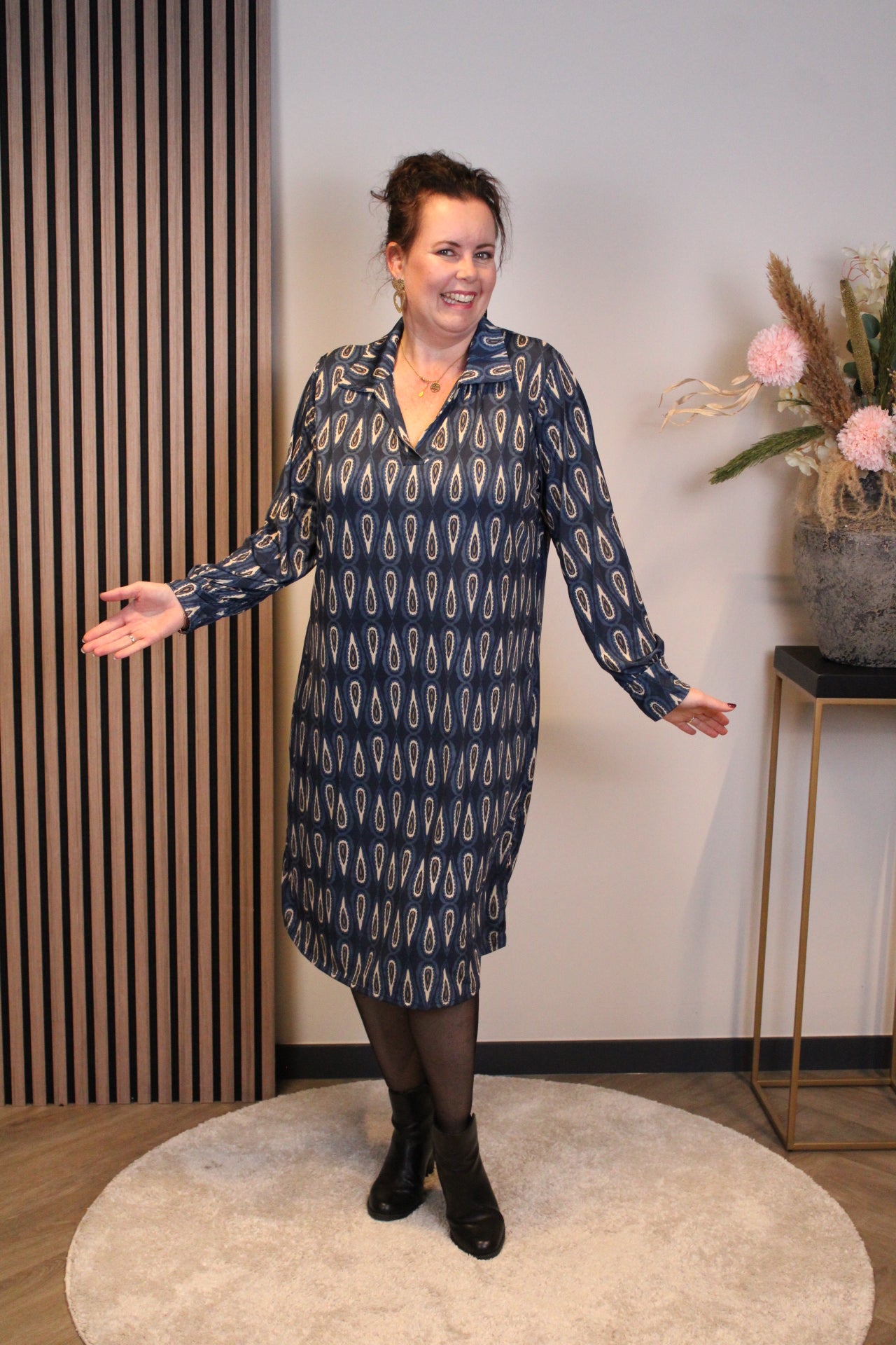 Isa | Jurk blauw met kraagje 38 t/m 46