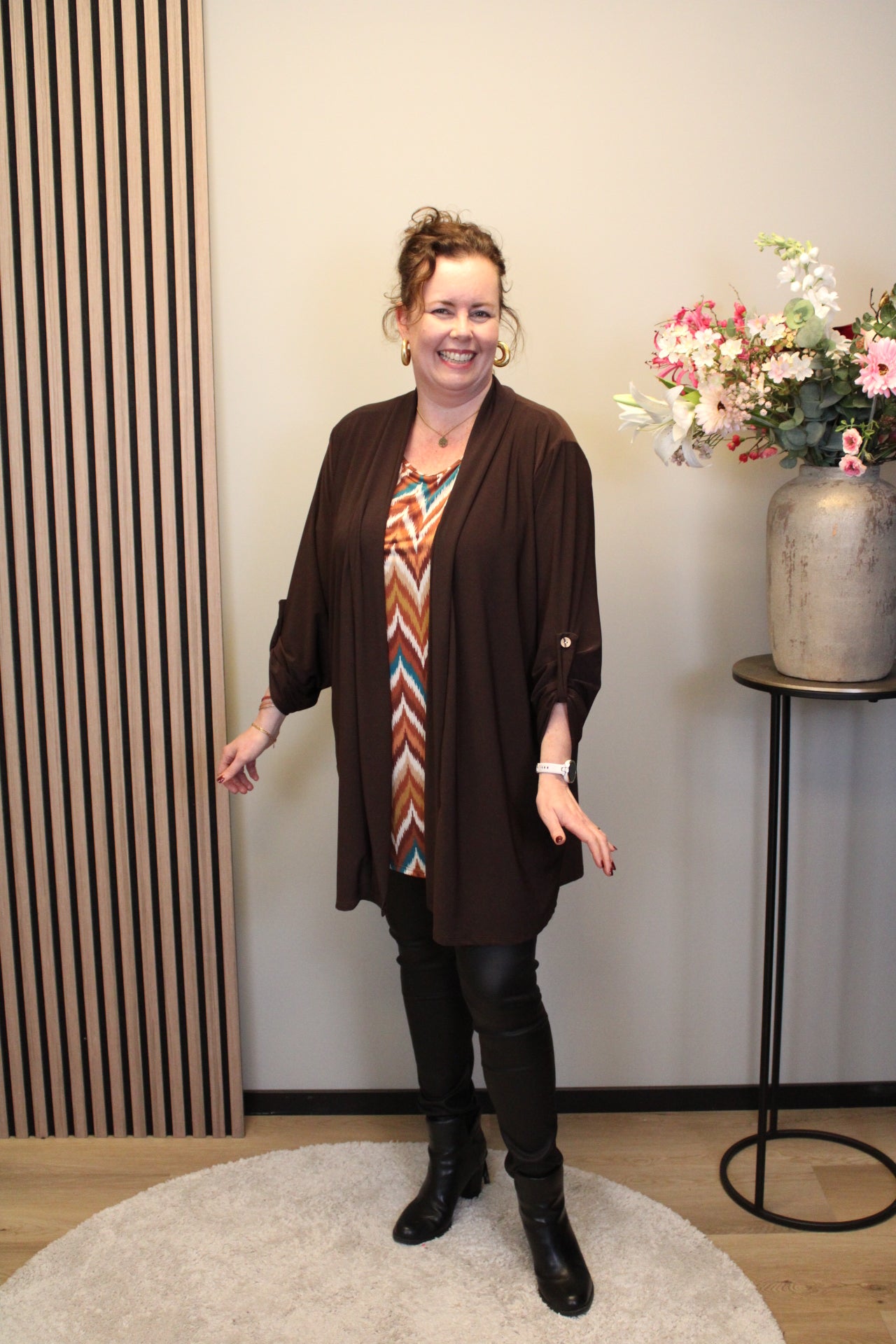 Nienke | Dun vestje kort bruin 48 t/m 52