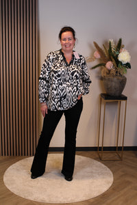 Dominique zwart | Flared Jeans 38 - 48
