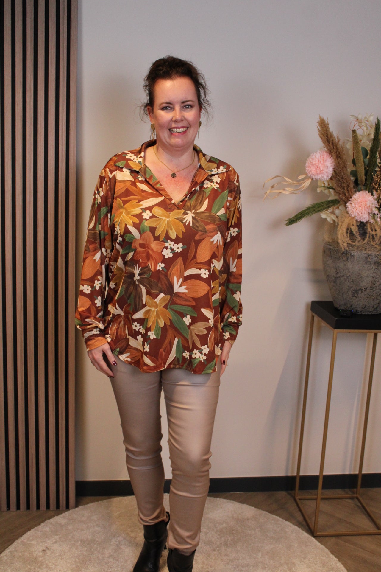 Verona | Blouse roest bruin met kraagje
