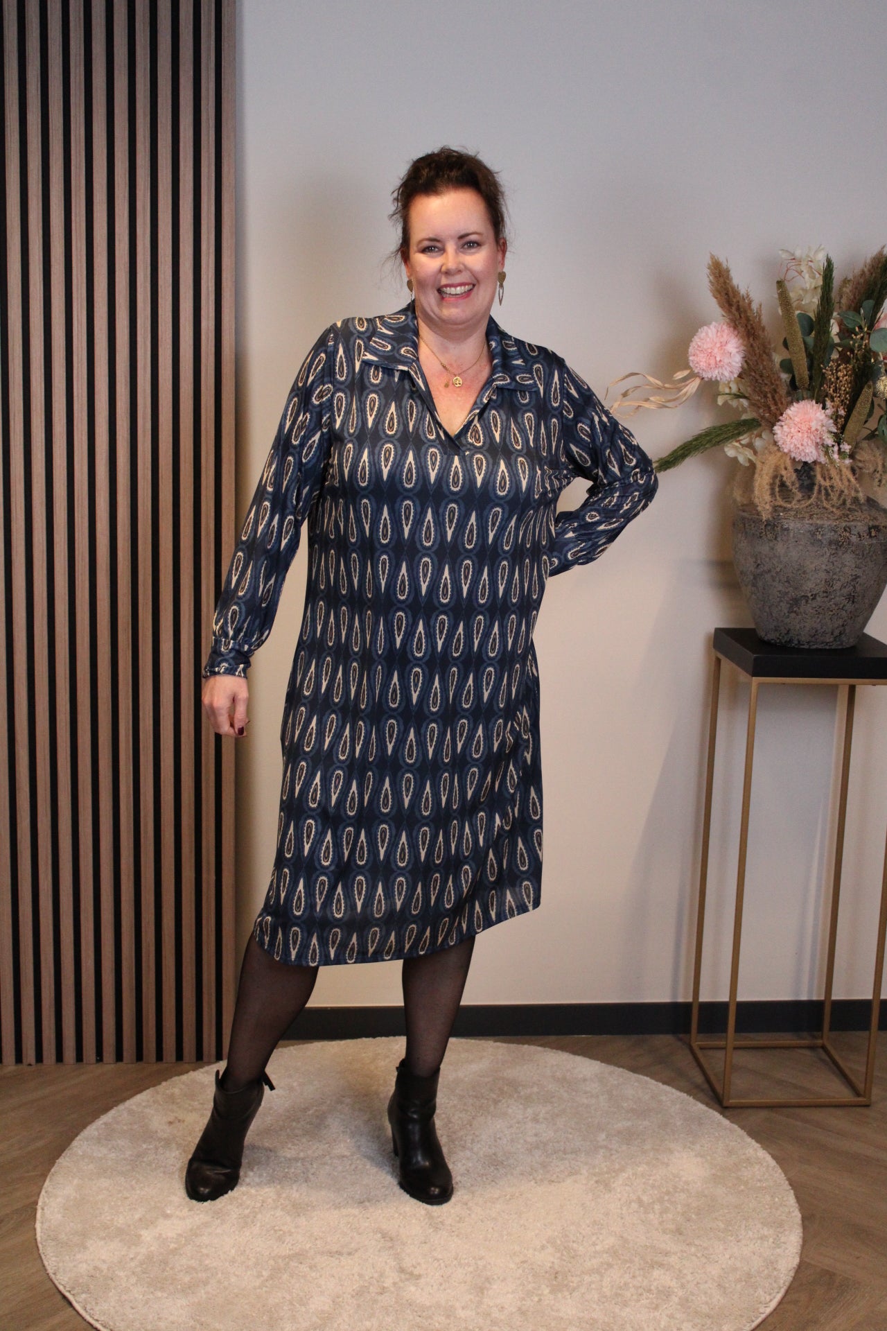 Isa | Jurk blauw met kraagje 38 t/m 46