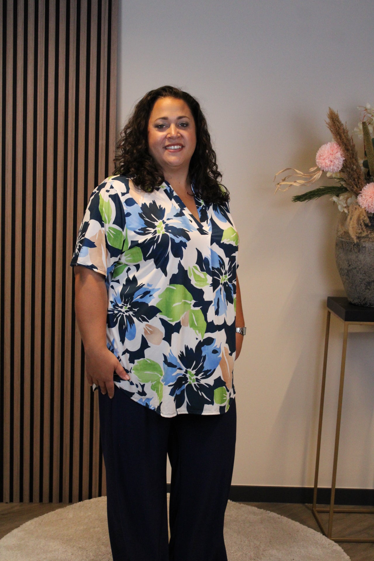 Maartje | Blouse donker blauw korte mouw 48 t/m 52