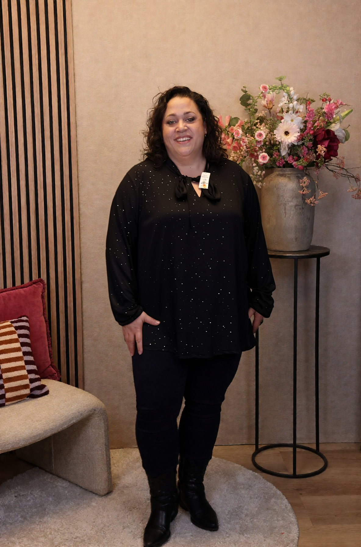 Fieke | Glitter blouse zwart met strik