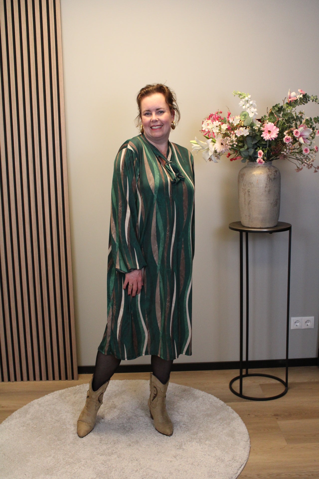 Annelie | Jurk groen met strikje 46 t/m 50