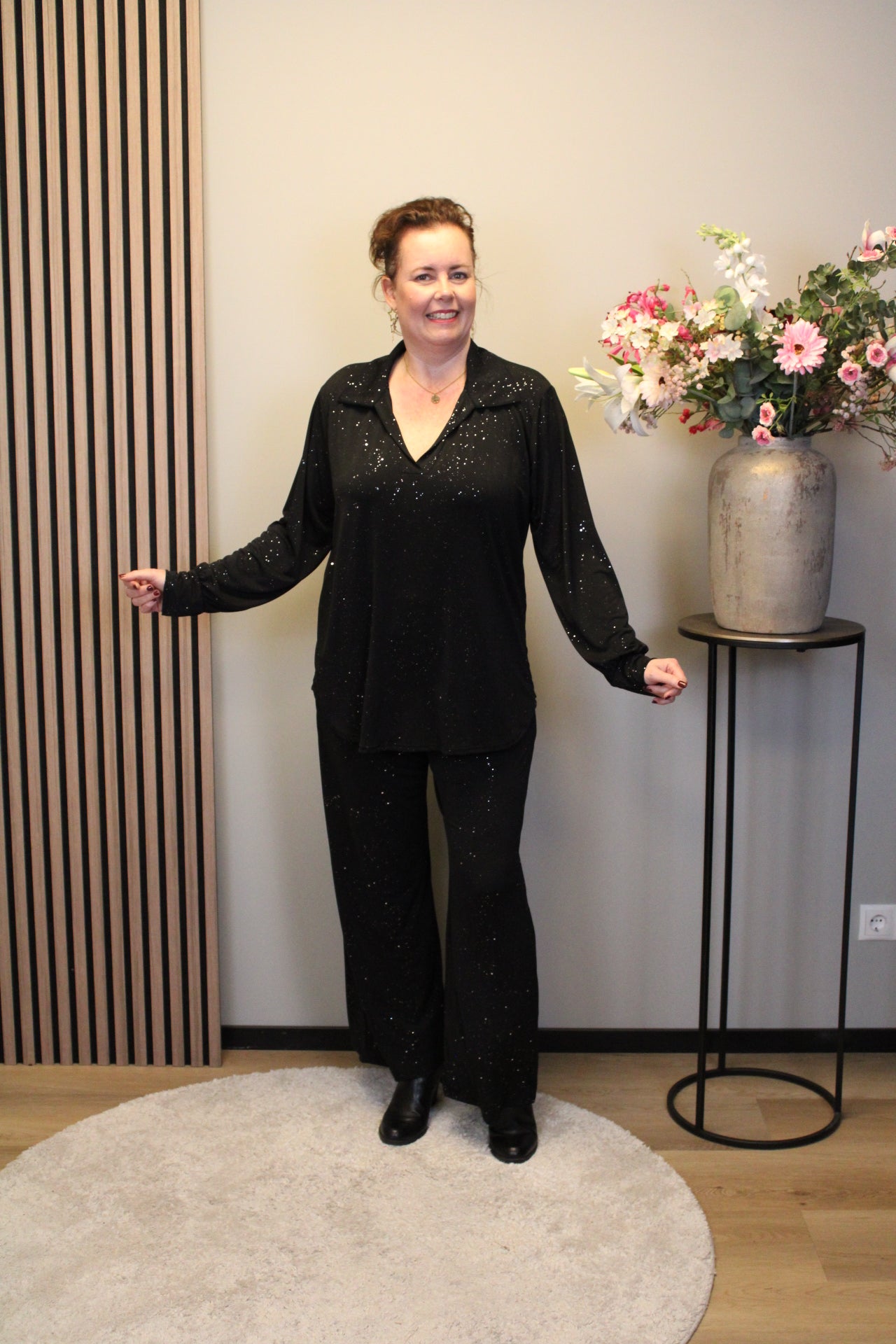 Aukje glitter  | Broek zwart met zakken 54 t/m 58