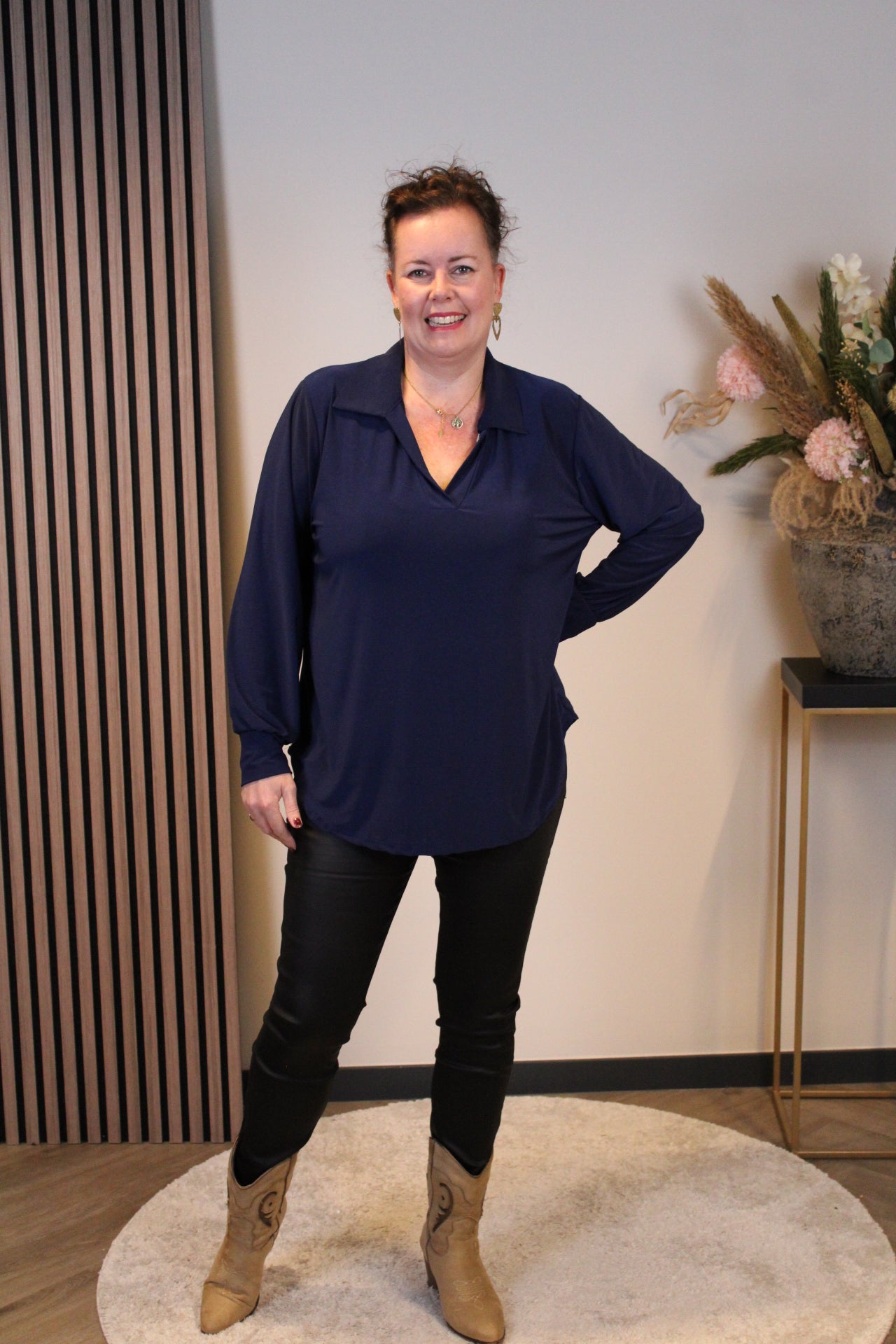 Sara | Blouse met kraagje navy 48 t/m 52