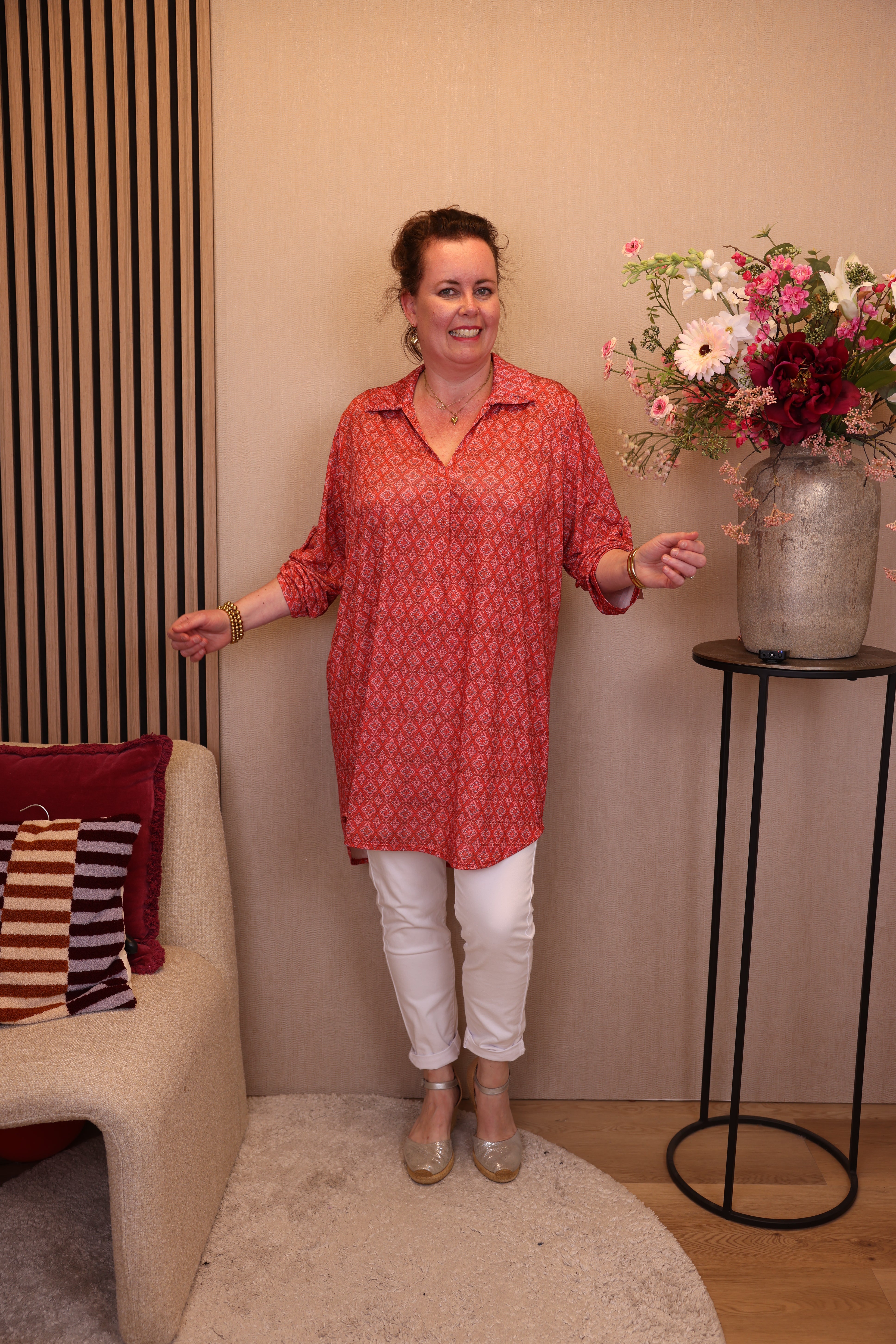 Dionne | Tuniek rood met kraagje