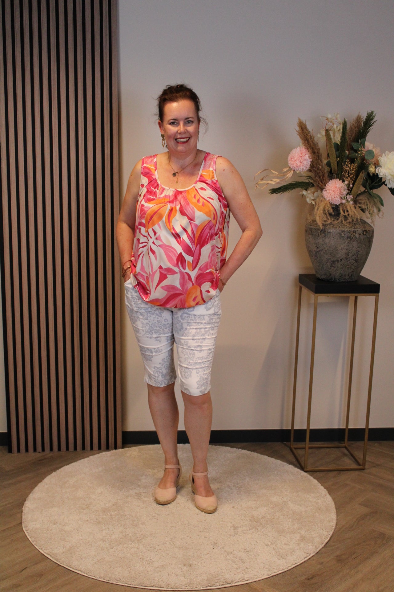 Lara | Broek kort wit 38 t/m 48