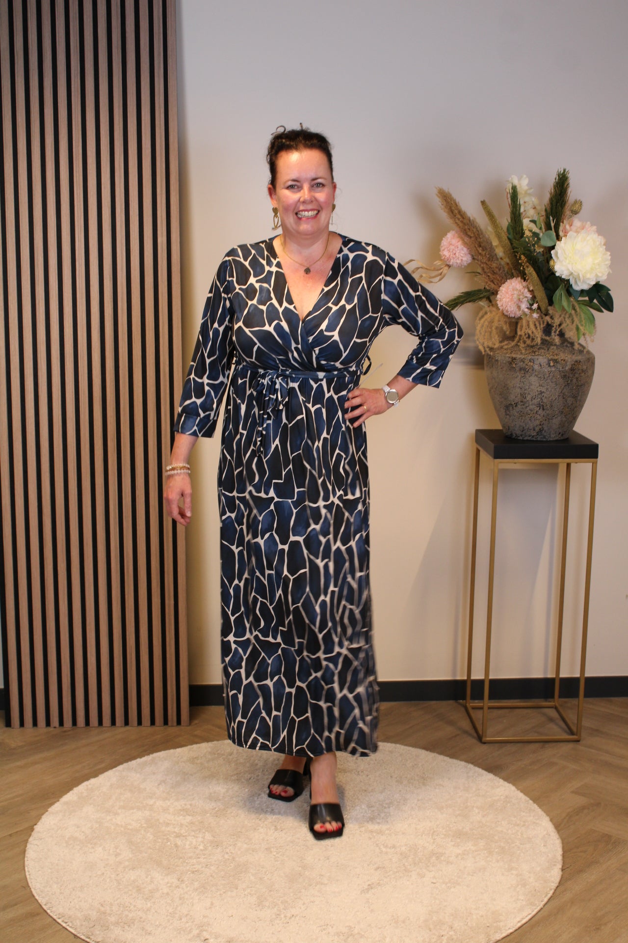 Leona | Jurk blauw lange mouw 46 t/m 50