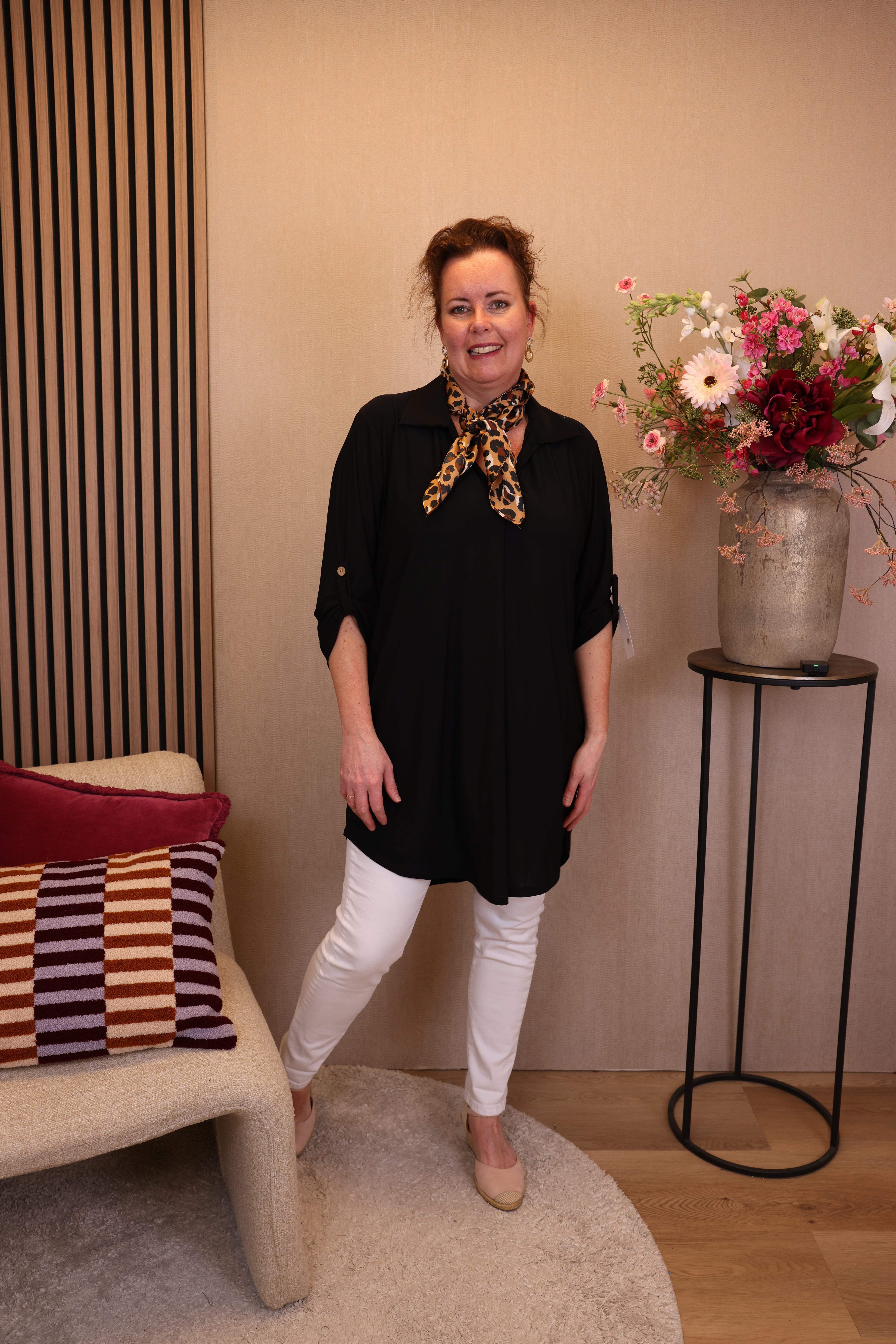 Marieke | Tuniek zwart met kraagje