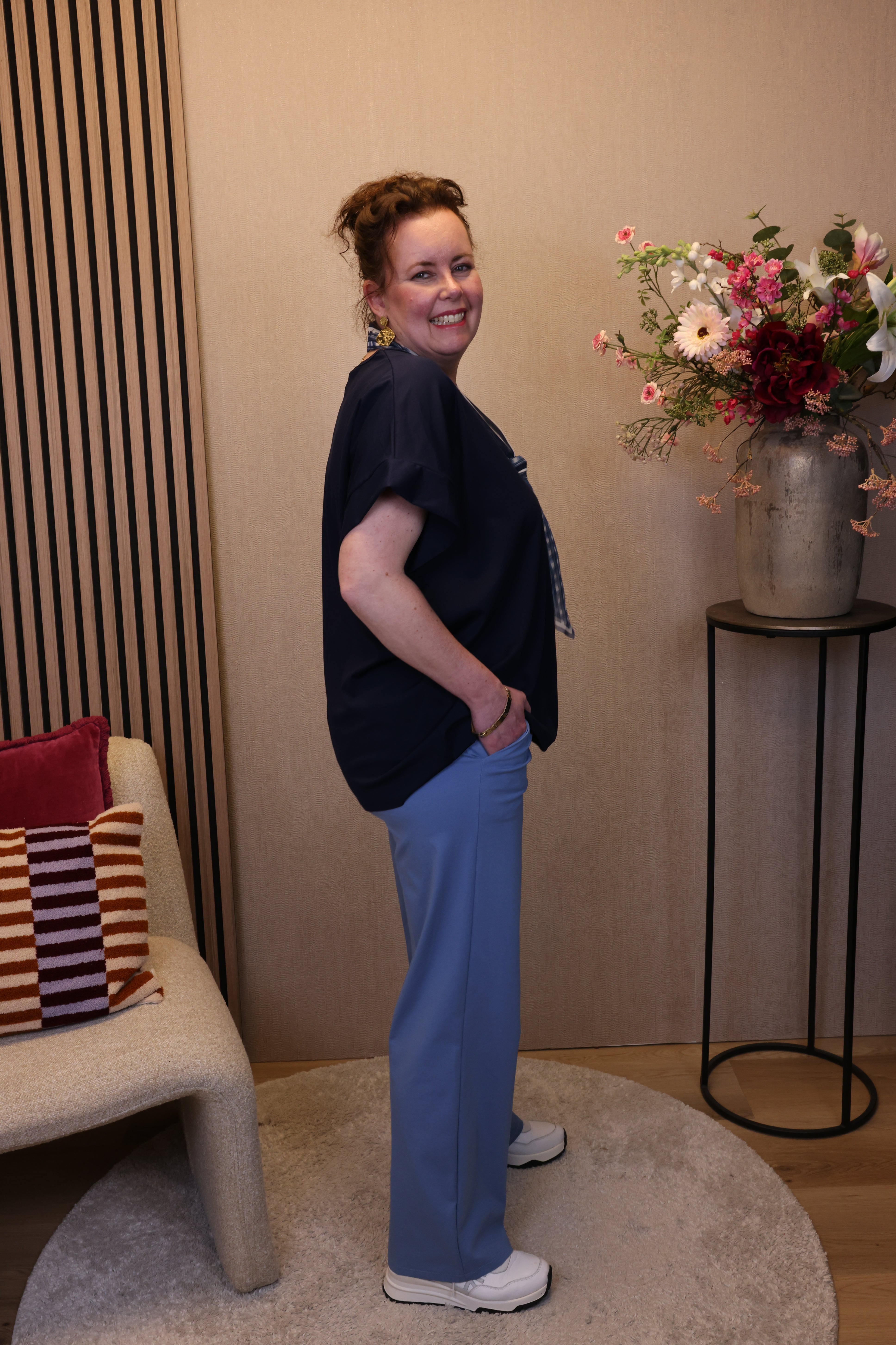 Ina | Top navy + gratis sjaal