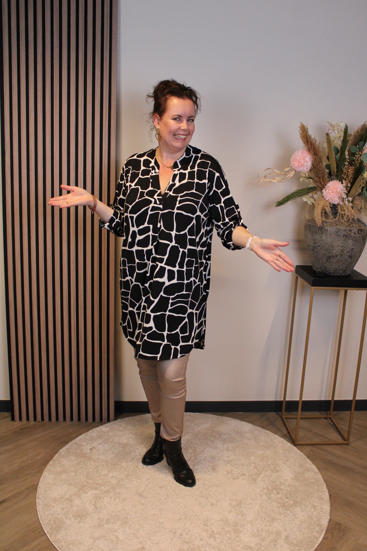 Miriam | tuniek zwart 38 t/m 48