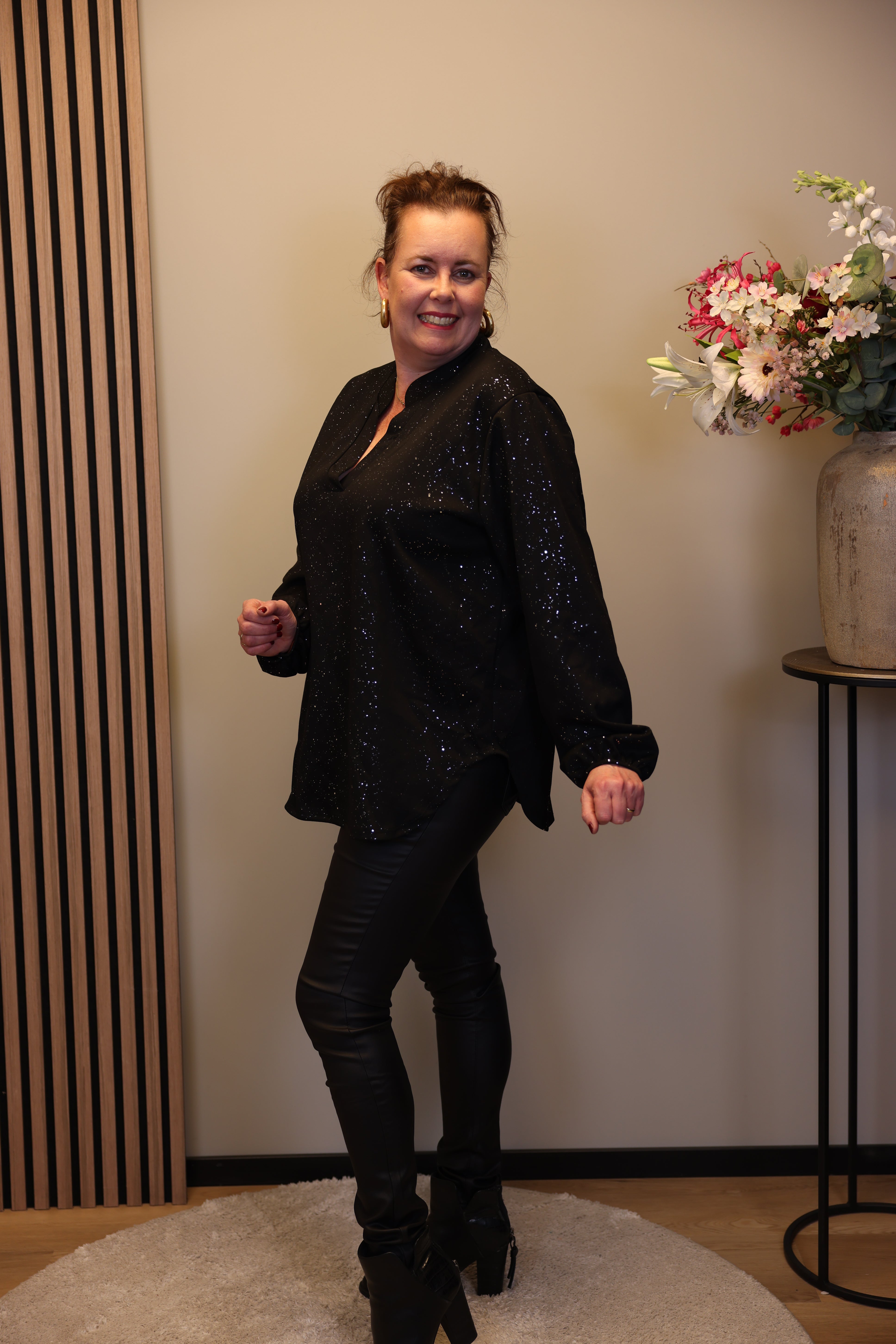 Hannah | trui zwart glitter 40 t/m 44