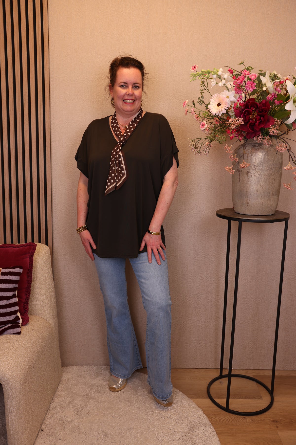 Mieke | Top bruin + gratis sjaal