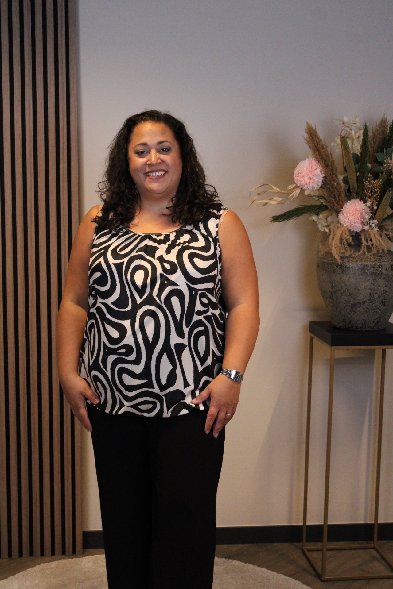 Jill | Top zwart 48 t/m 52