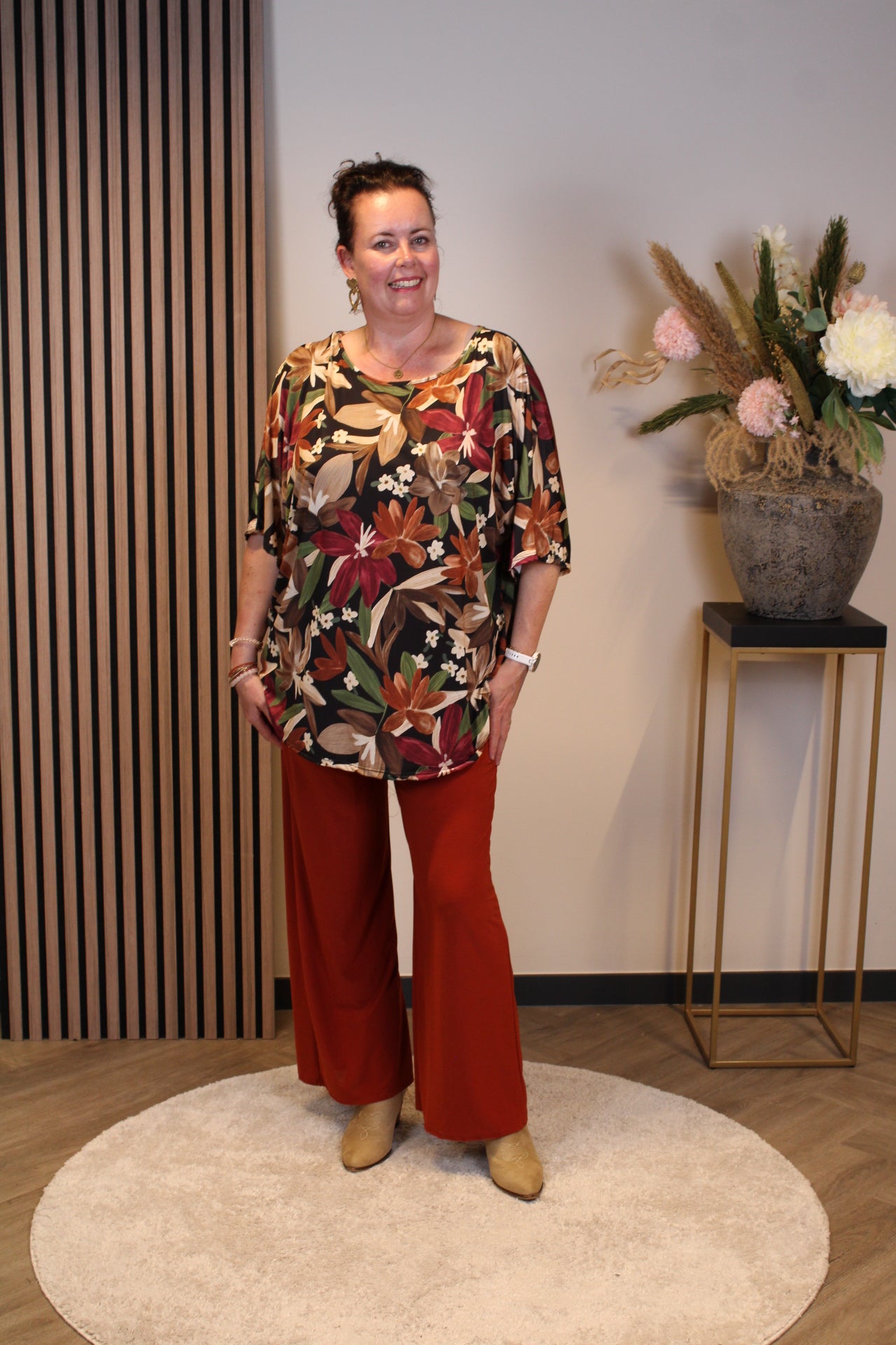 Ellen | Broek roest bruin met zakken 48 t/m 54