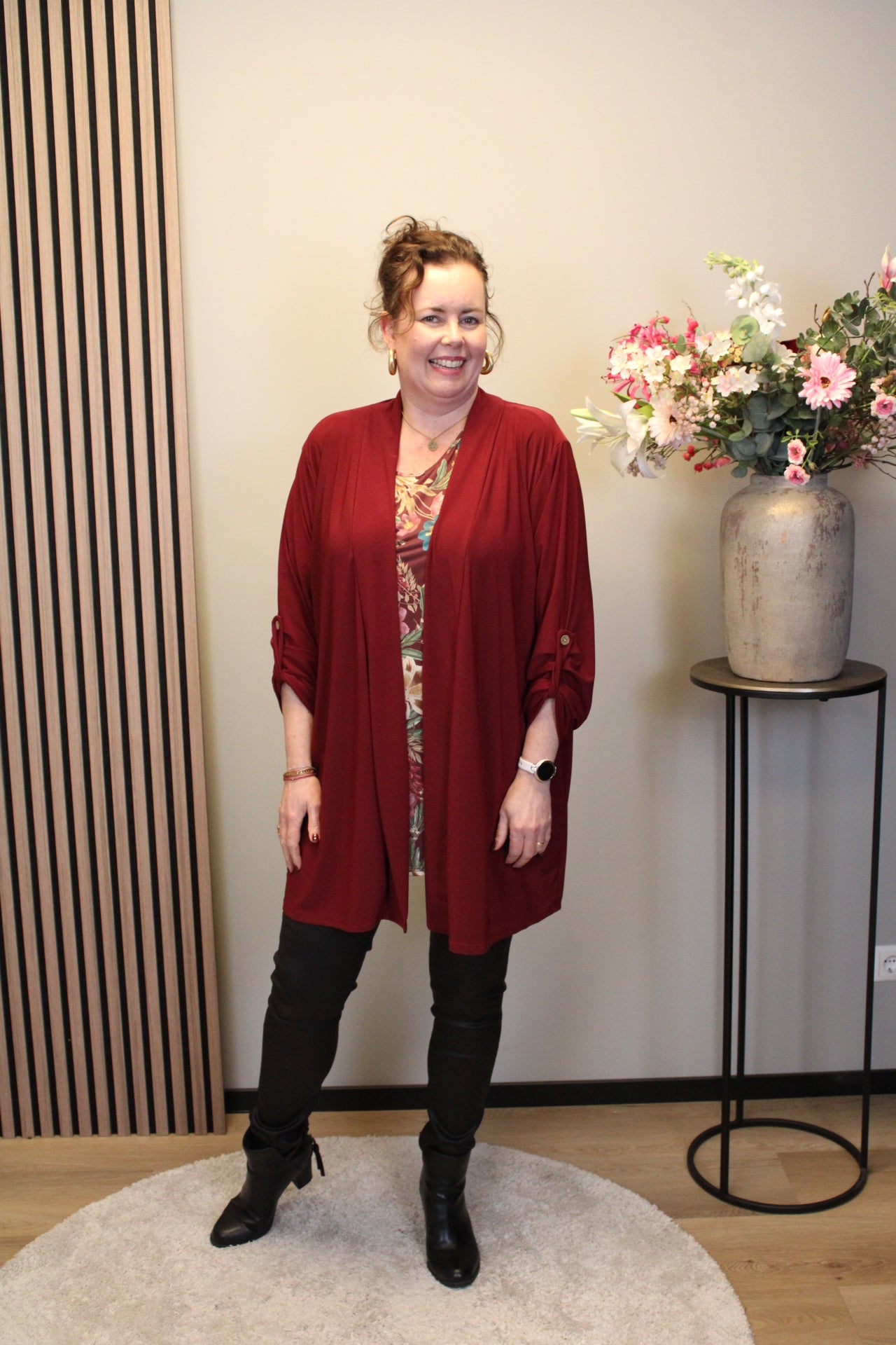 Nienke | Vest bordeaux kort