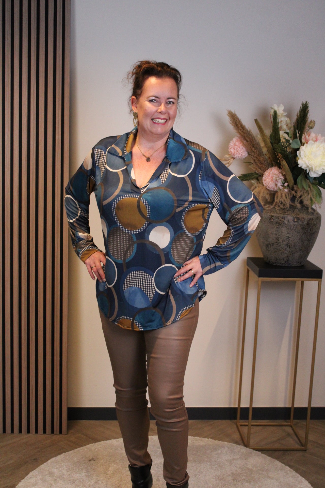 Manouk | Blouse blauw met kraagje 38 t/m 48