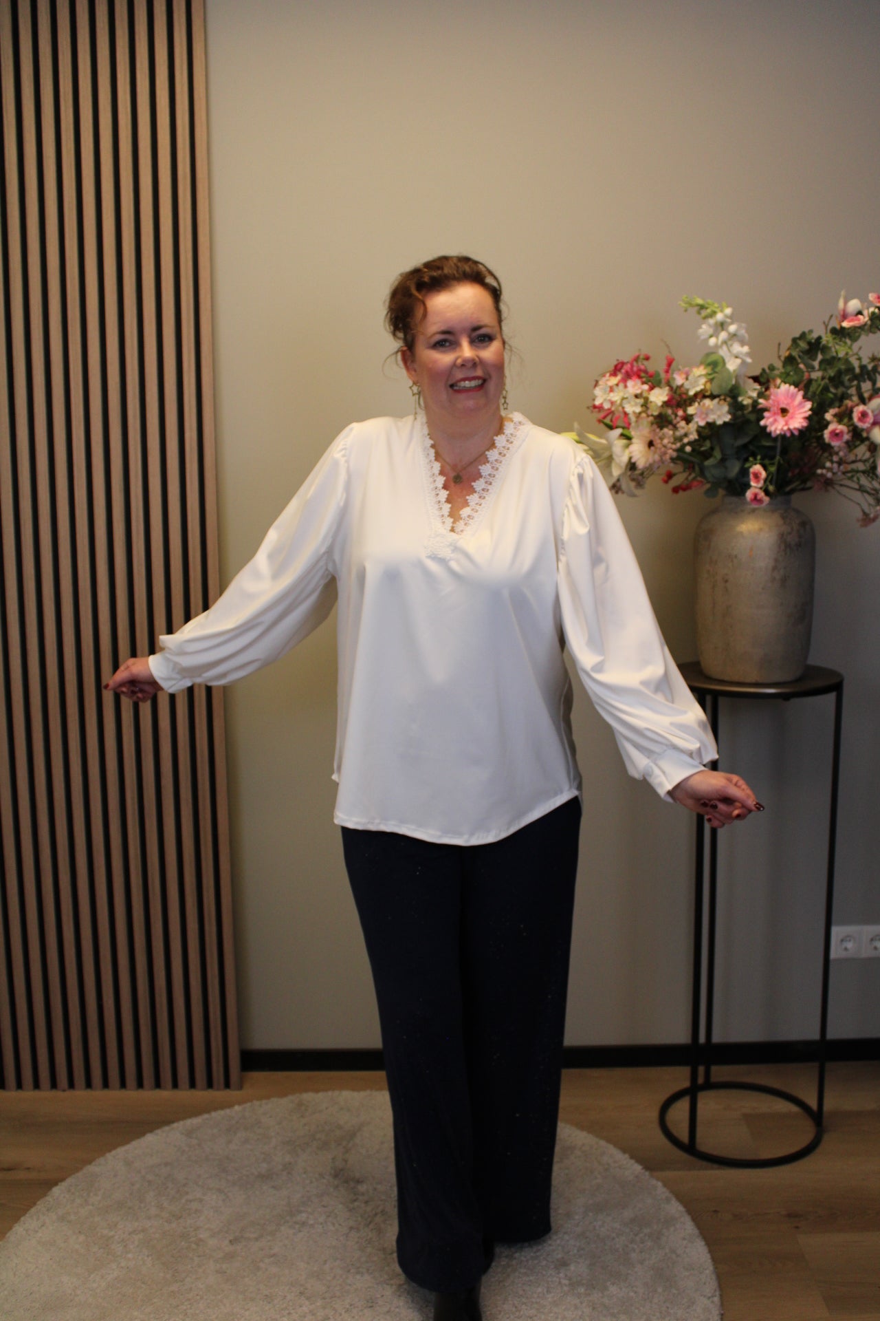 Yvonne | Top wit lange mouw 40 t/m 44