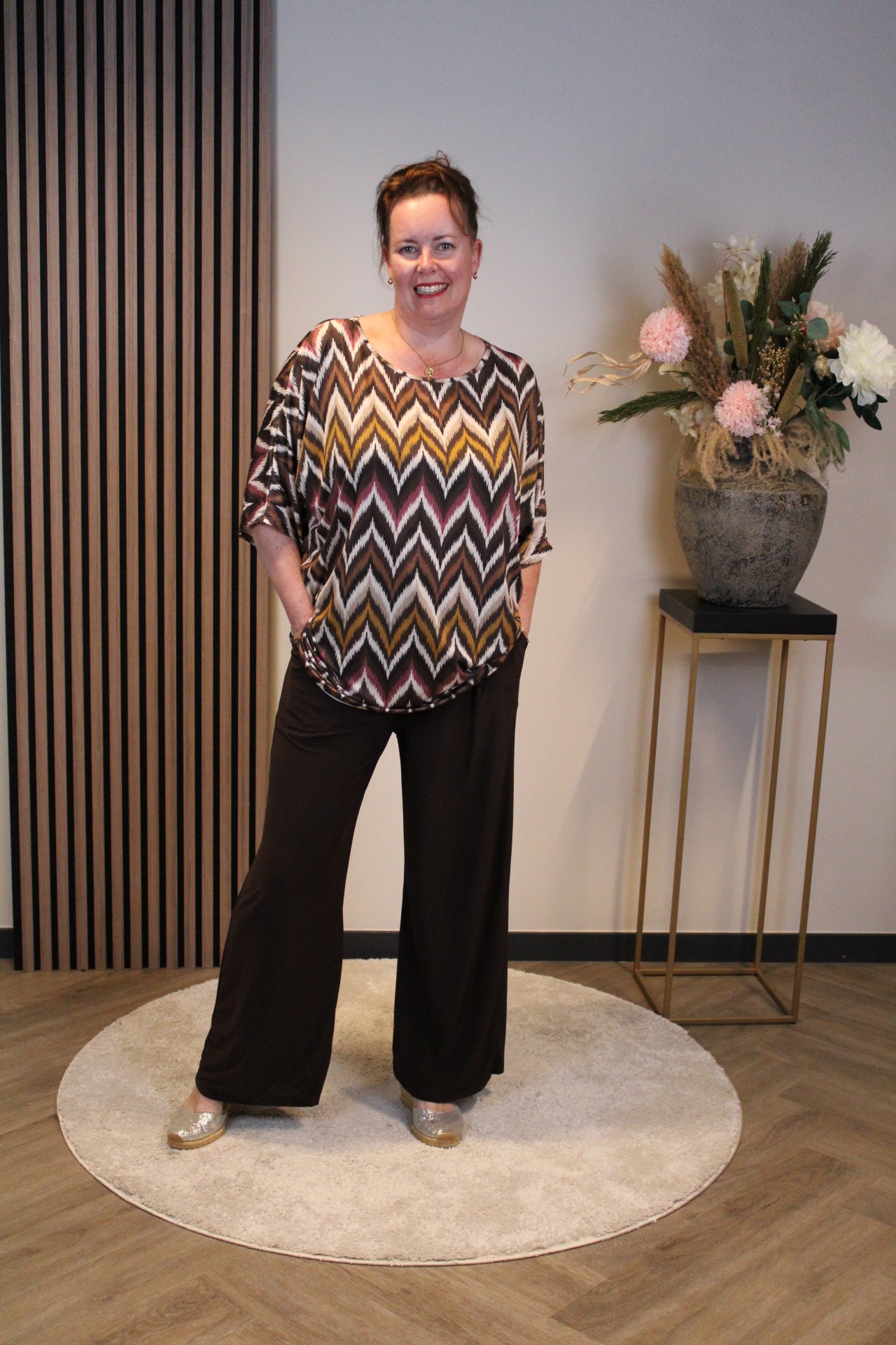 Ellen  | Broek bruin met zakken 54 t/m 58