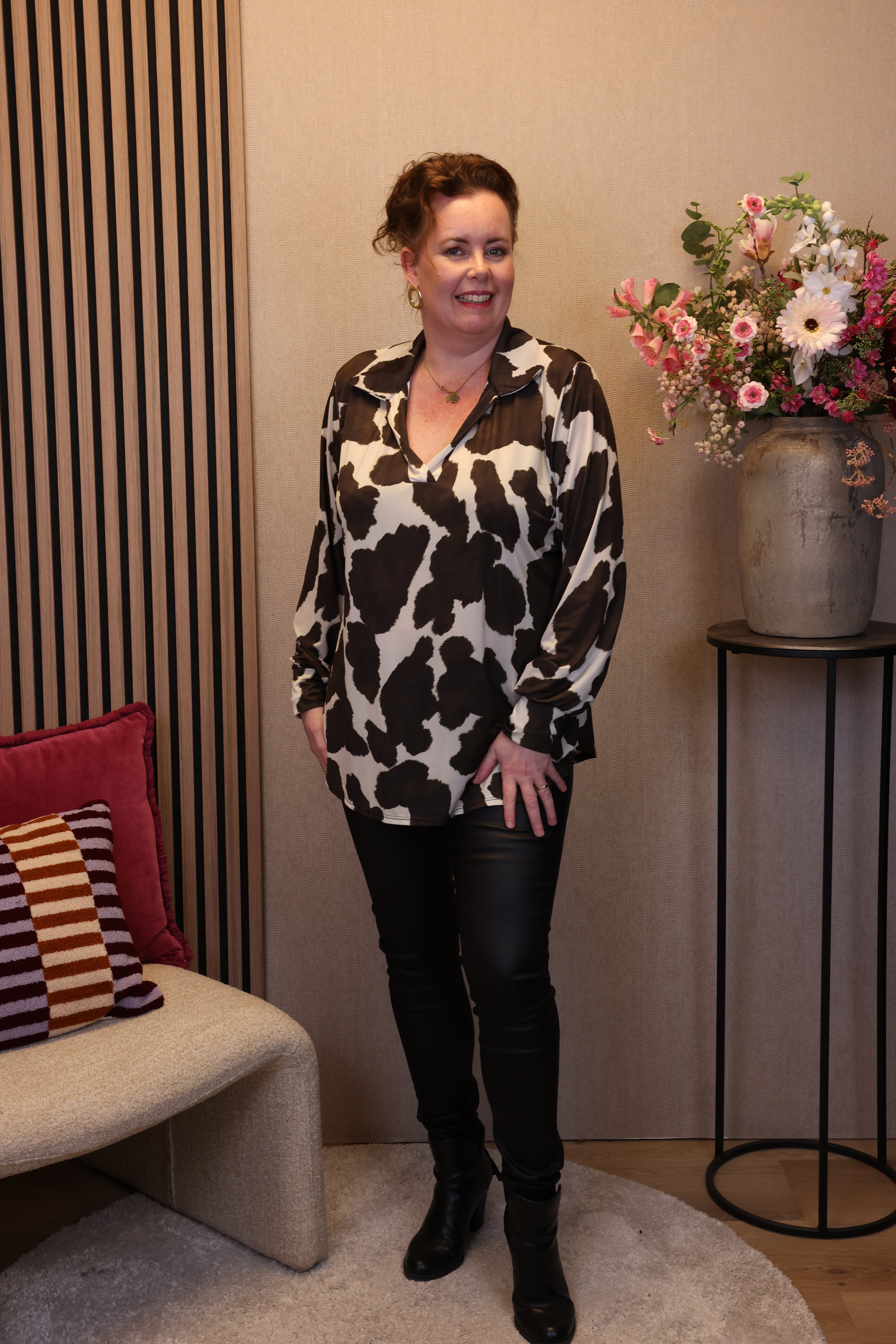 Mika | Blouse bruin met kraagje