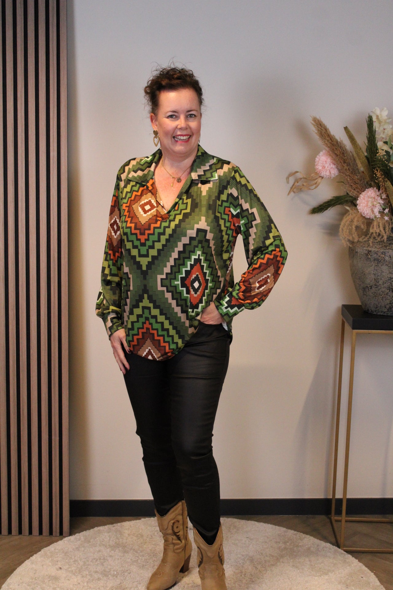 Mien | Blouse groen met kraagje 38 t/m 48