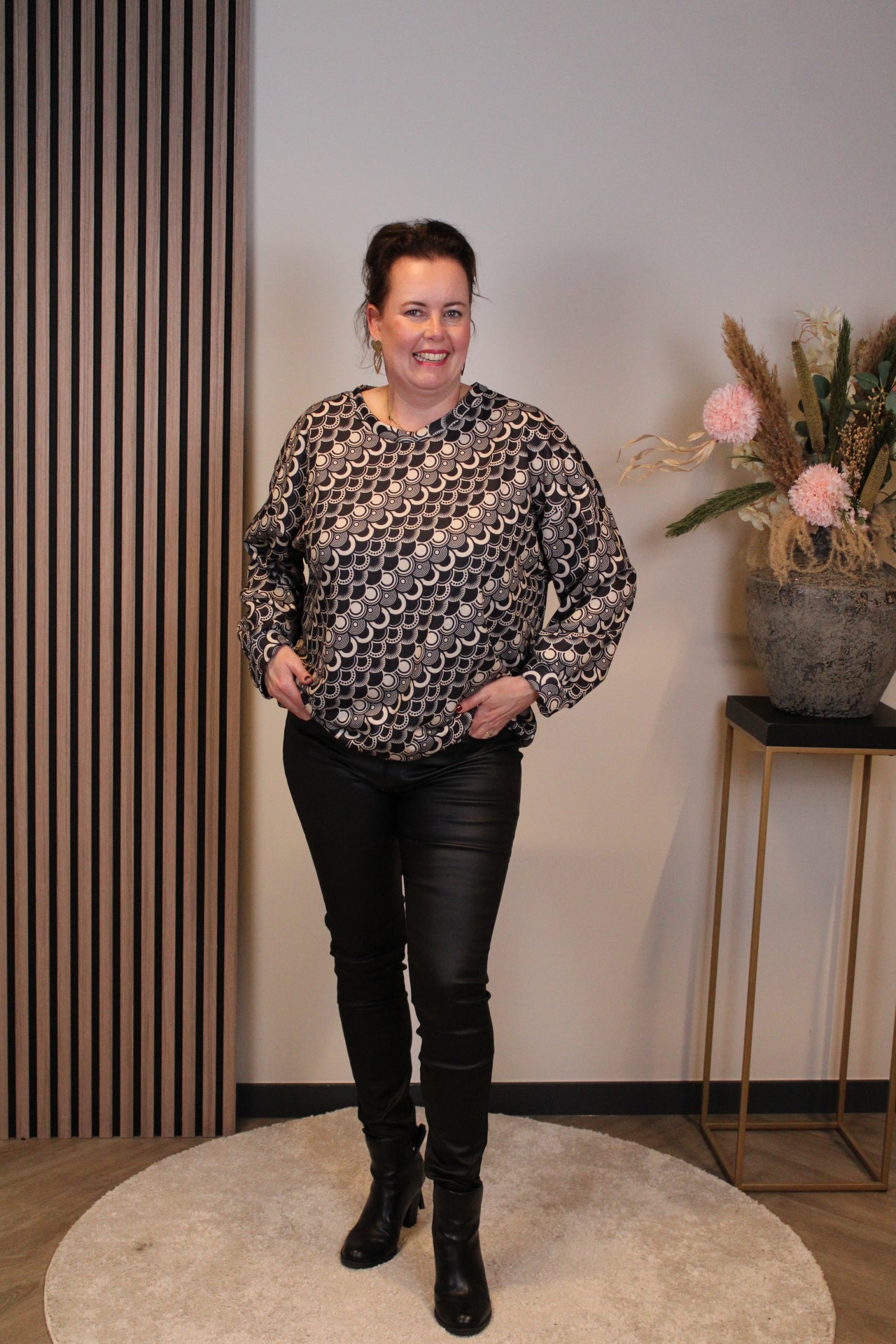 Katja | trui zwart 40 t/m 44