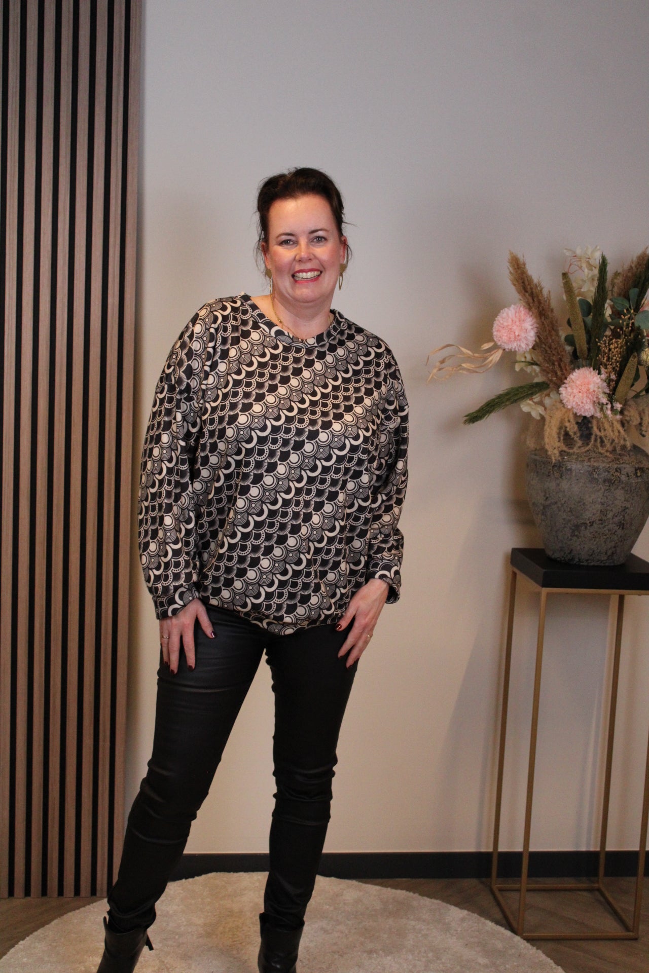 Katja | trui zwart 40 t/m 44