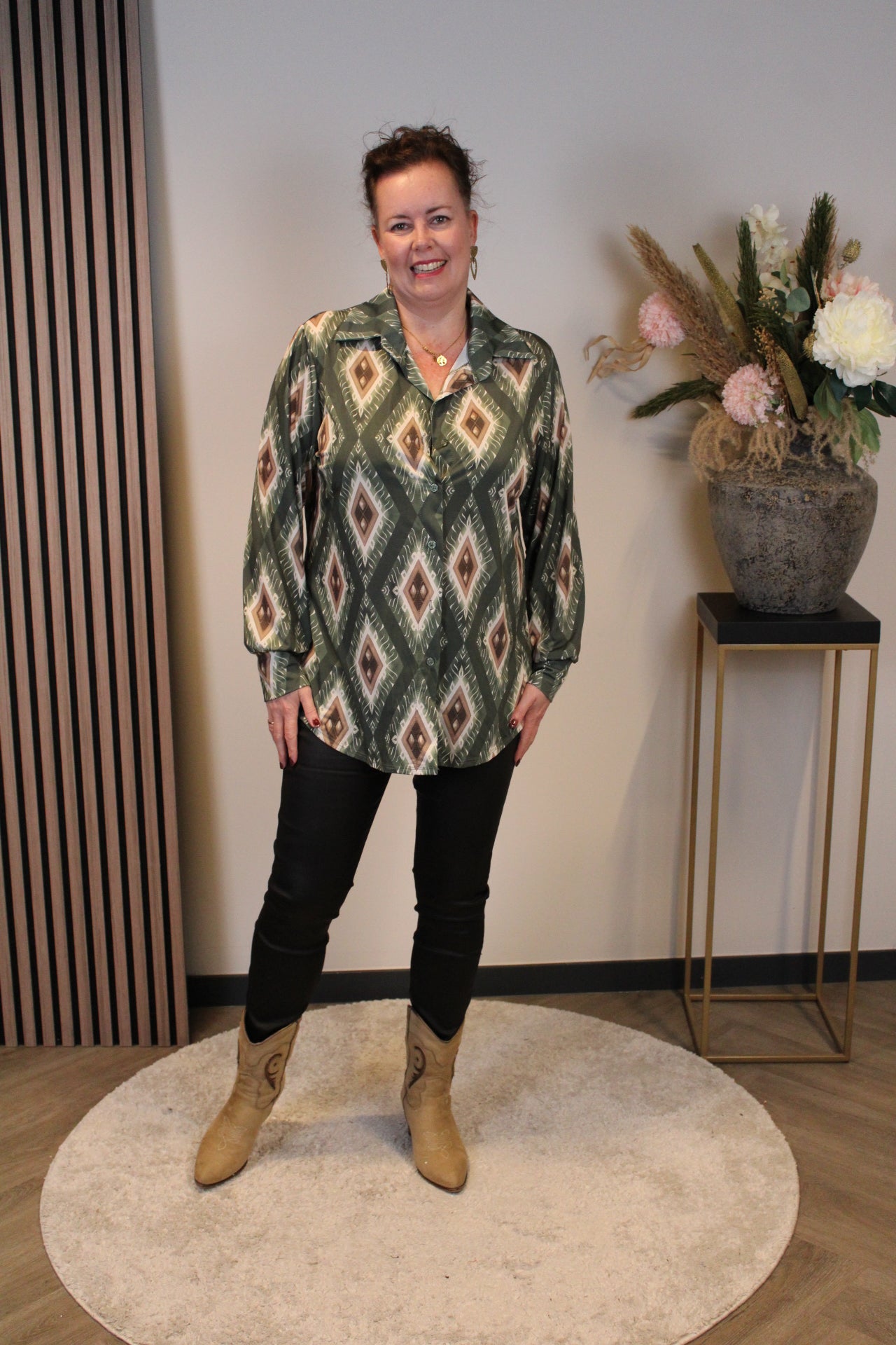 Carmen | Blouse groen met knoopjes 38 t/m 48