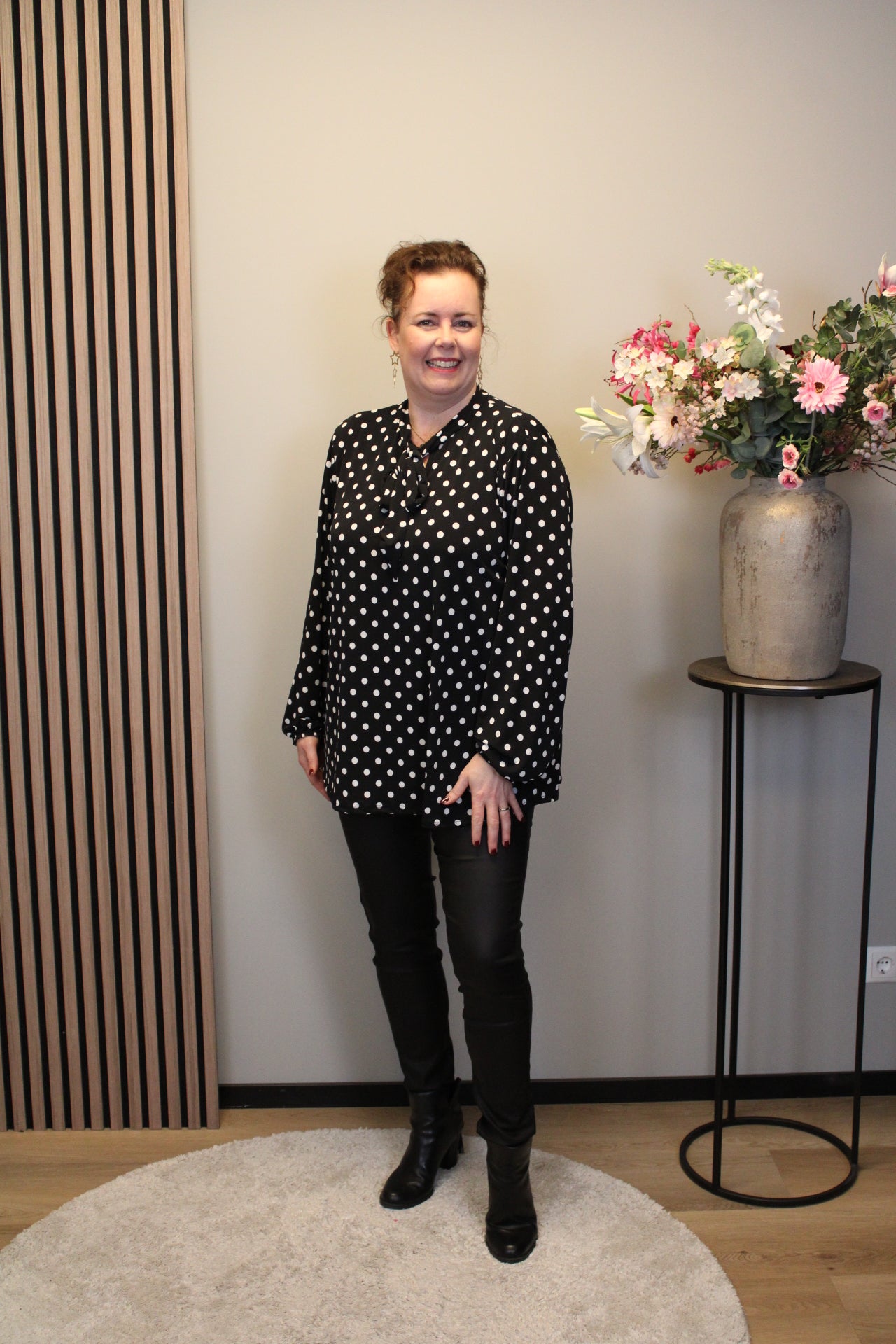 Sina | Blouse Blouse stippen met strik 38 t/m 48