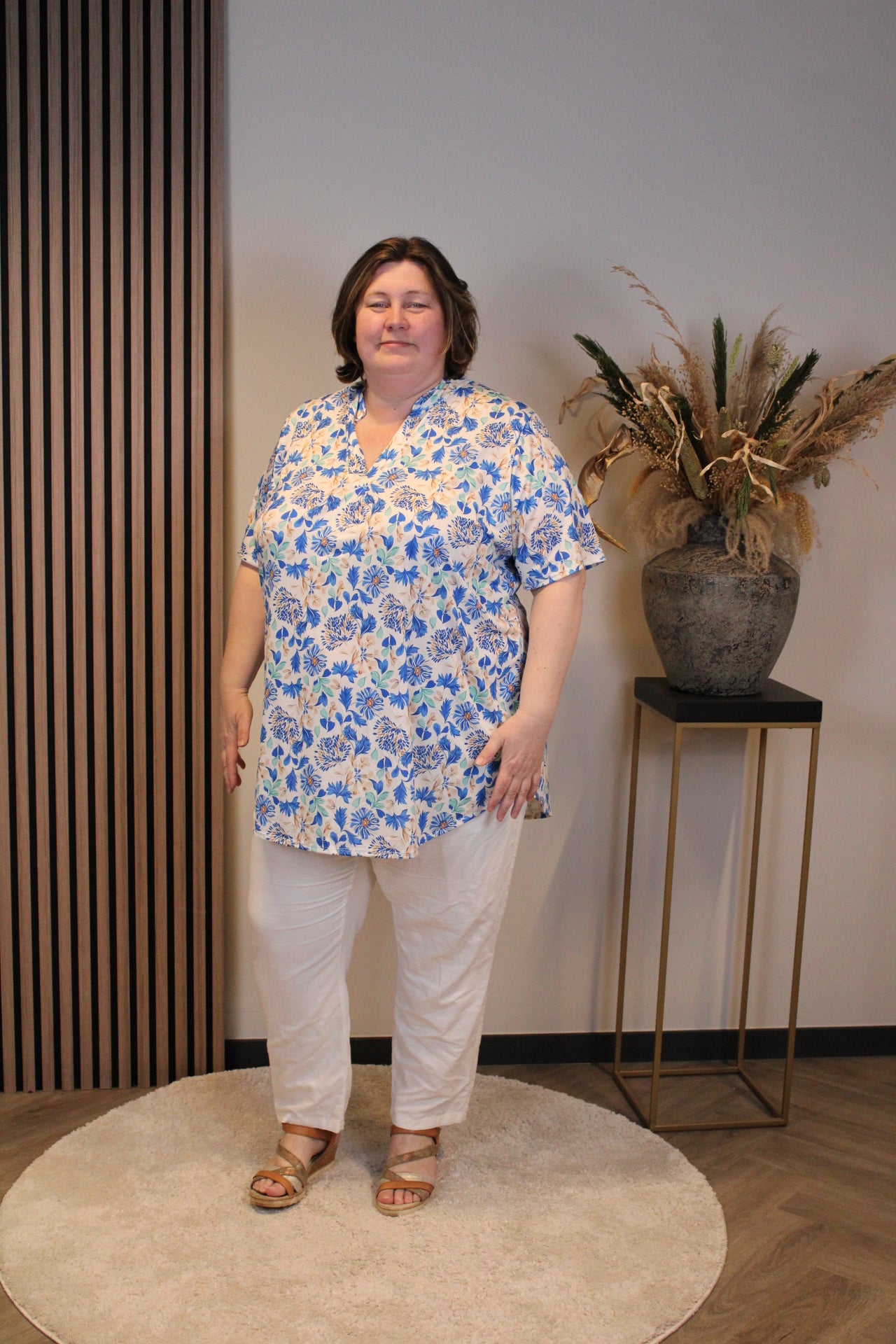 Emily | Blouse blauw korte mouw 52 t/m 58
