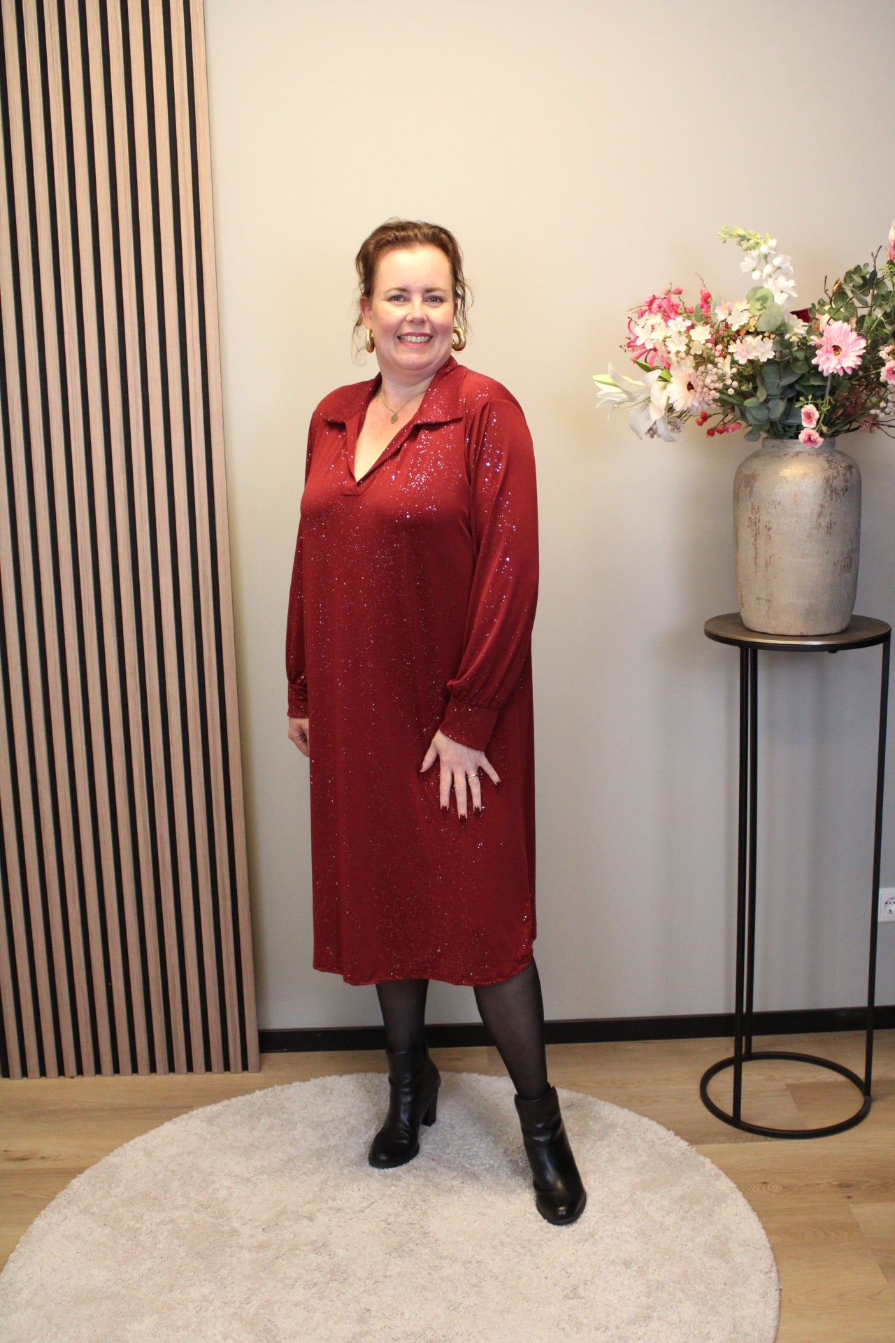 Kenza glitter | Jurk bordeaux met kraagje 52 t/m 58
