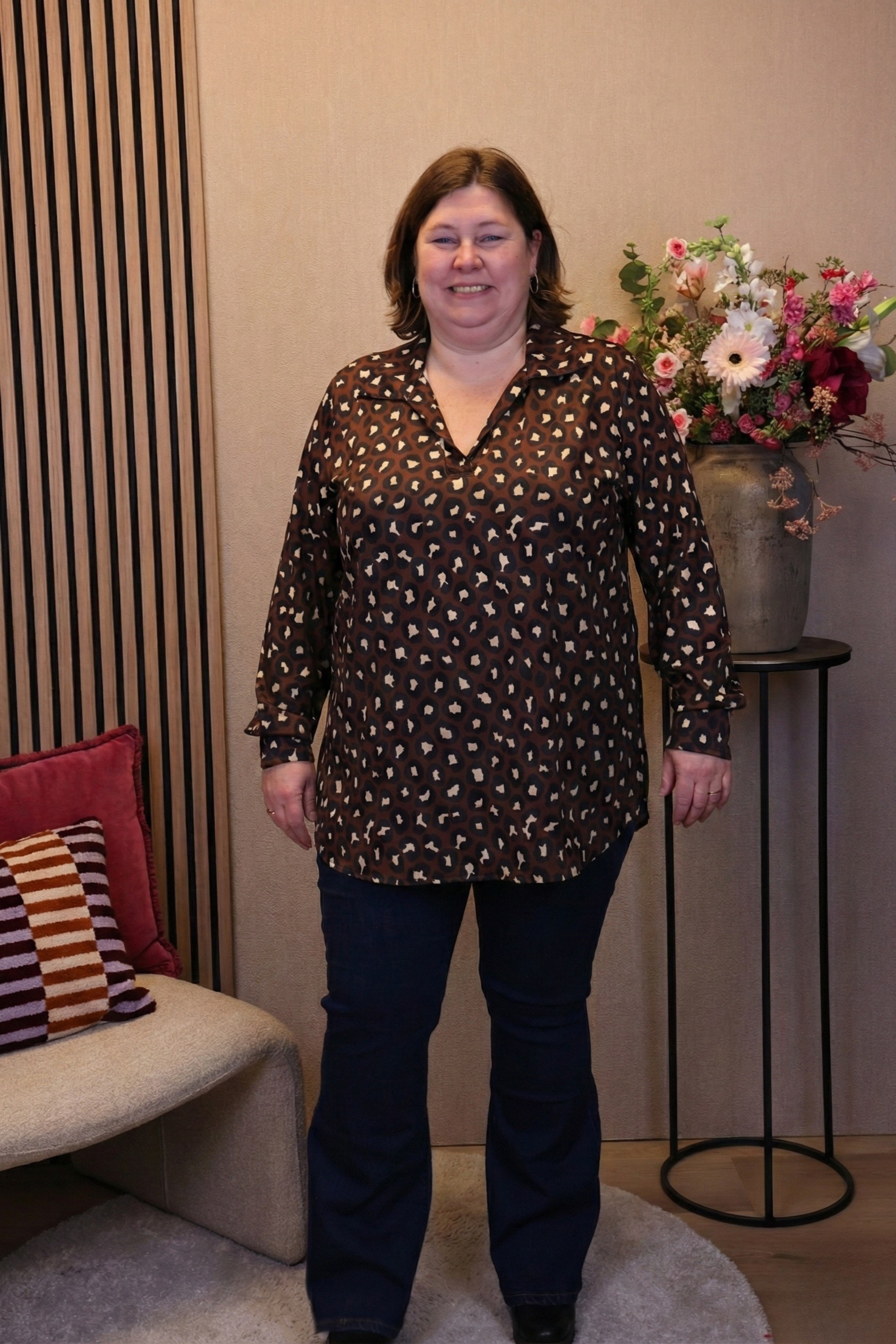 Veda | Blouse bruin met kraagje