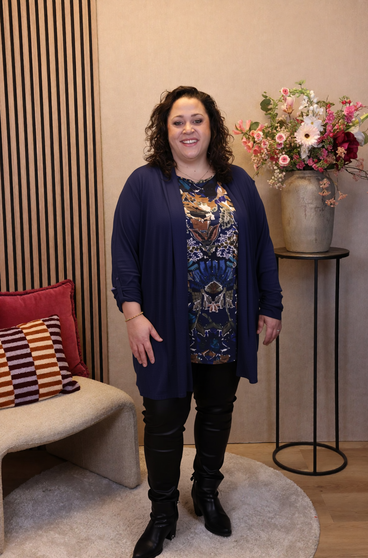 Nienke | Vest navy kort