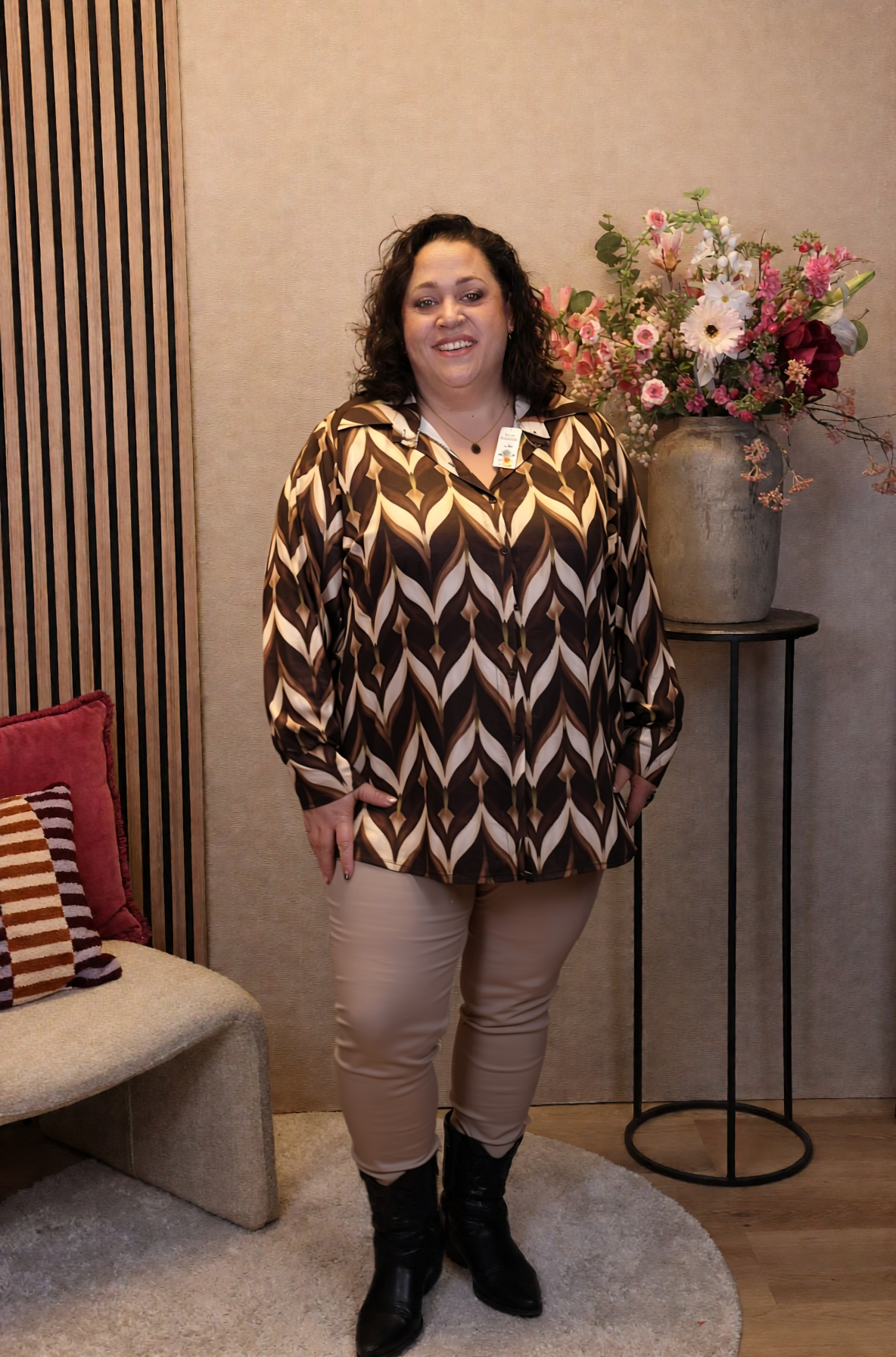 Nicolien | Blouse bruin met knoopjes