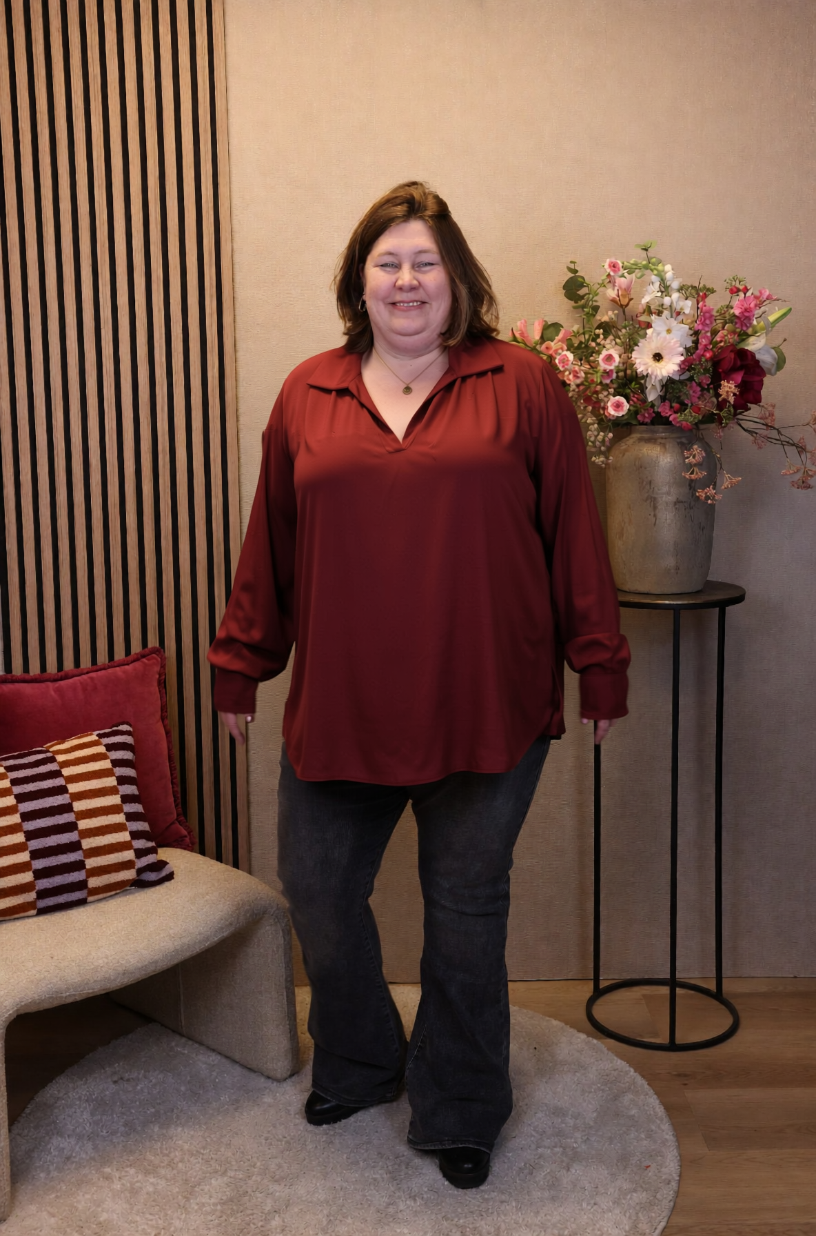 Sara | Blouse bordeaux met kraagje