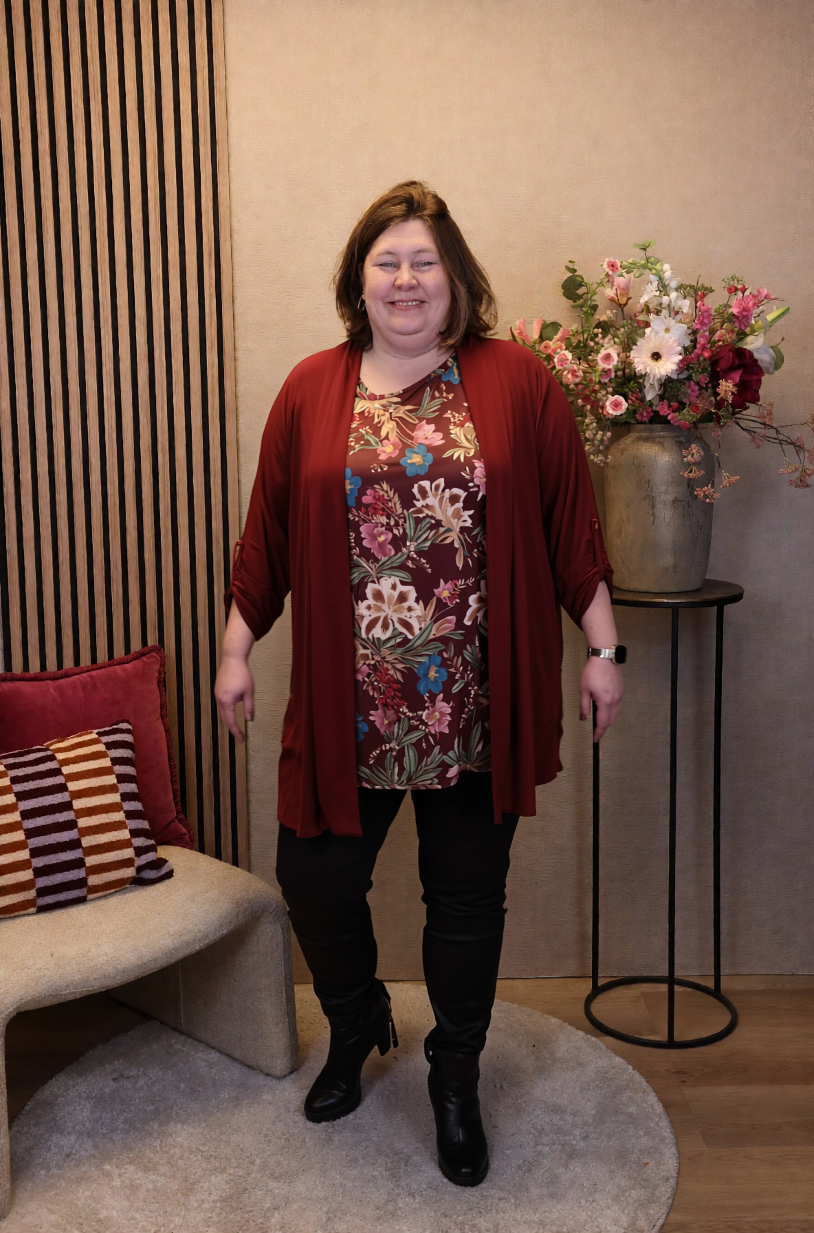 Nienke | Vest bordeaux kort