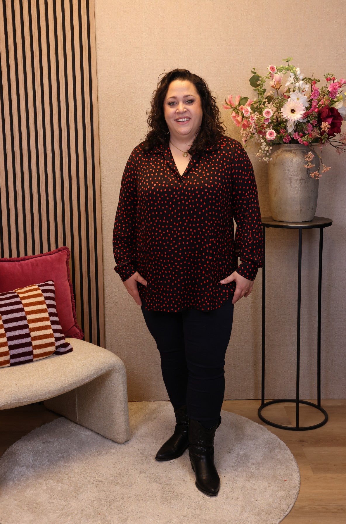 Madison | Blouse zwart met kraagje